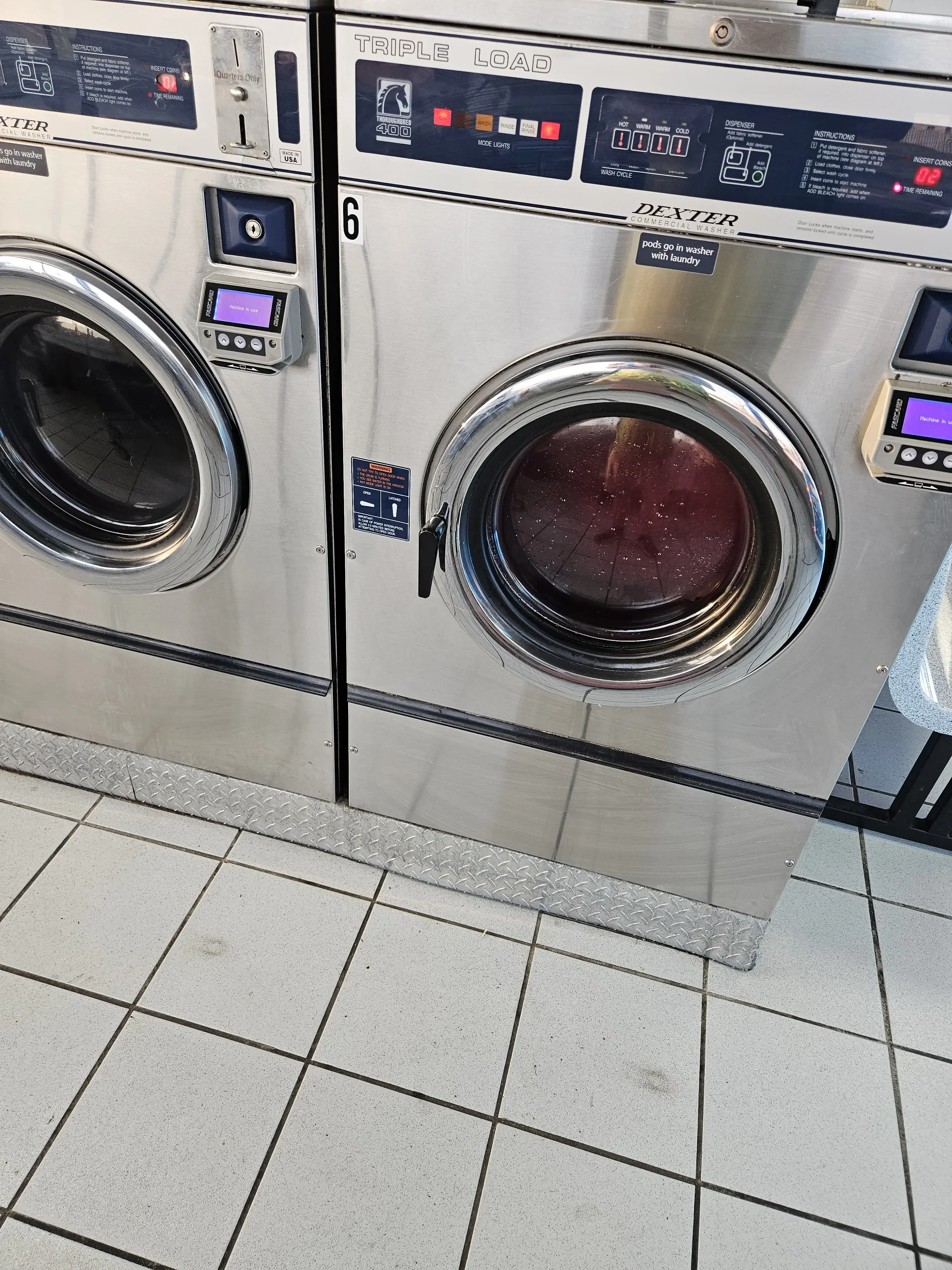 Clean Jeans Laundry Room & Tanning thumbnail 19