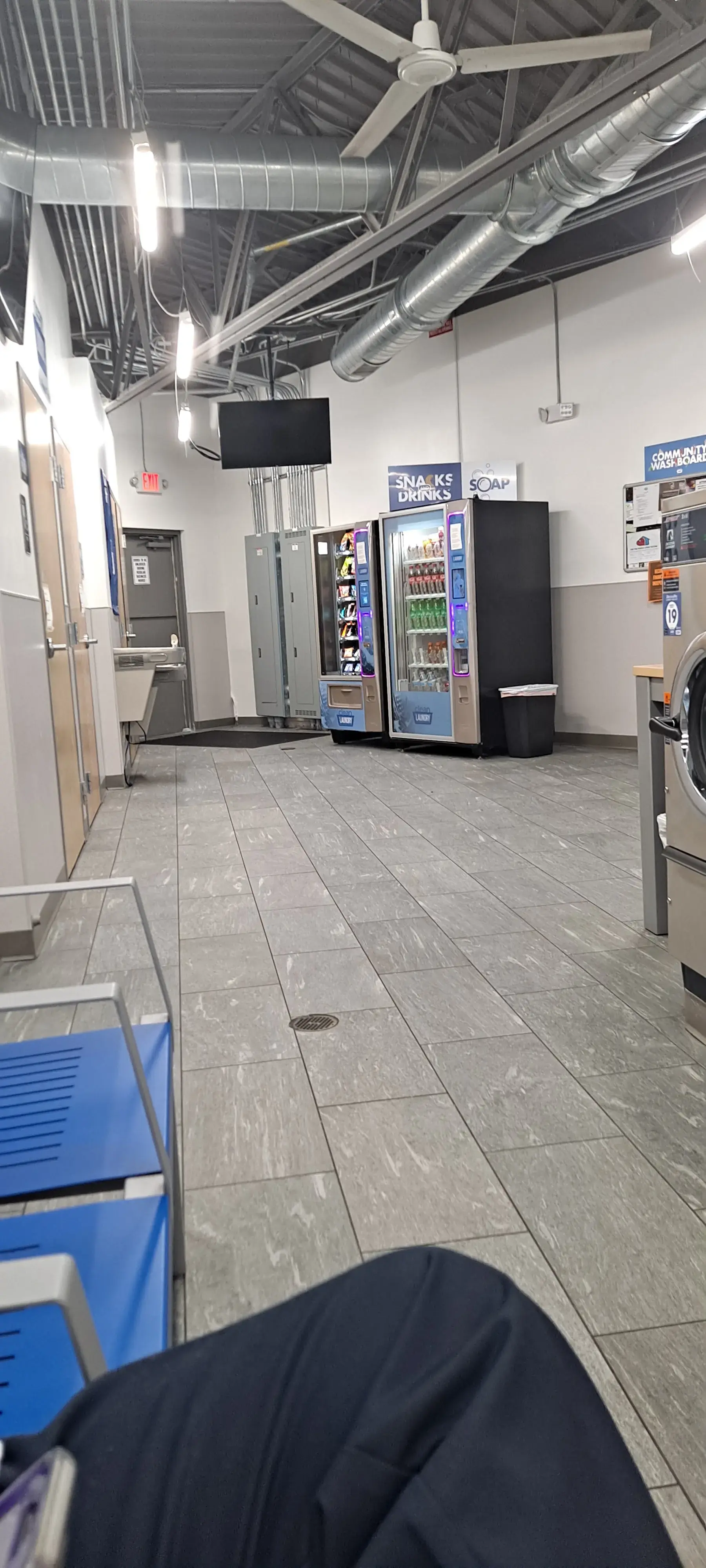 Clean Laundry - Image 6