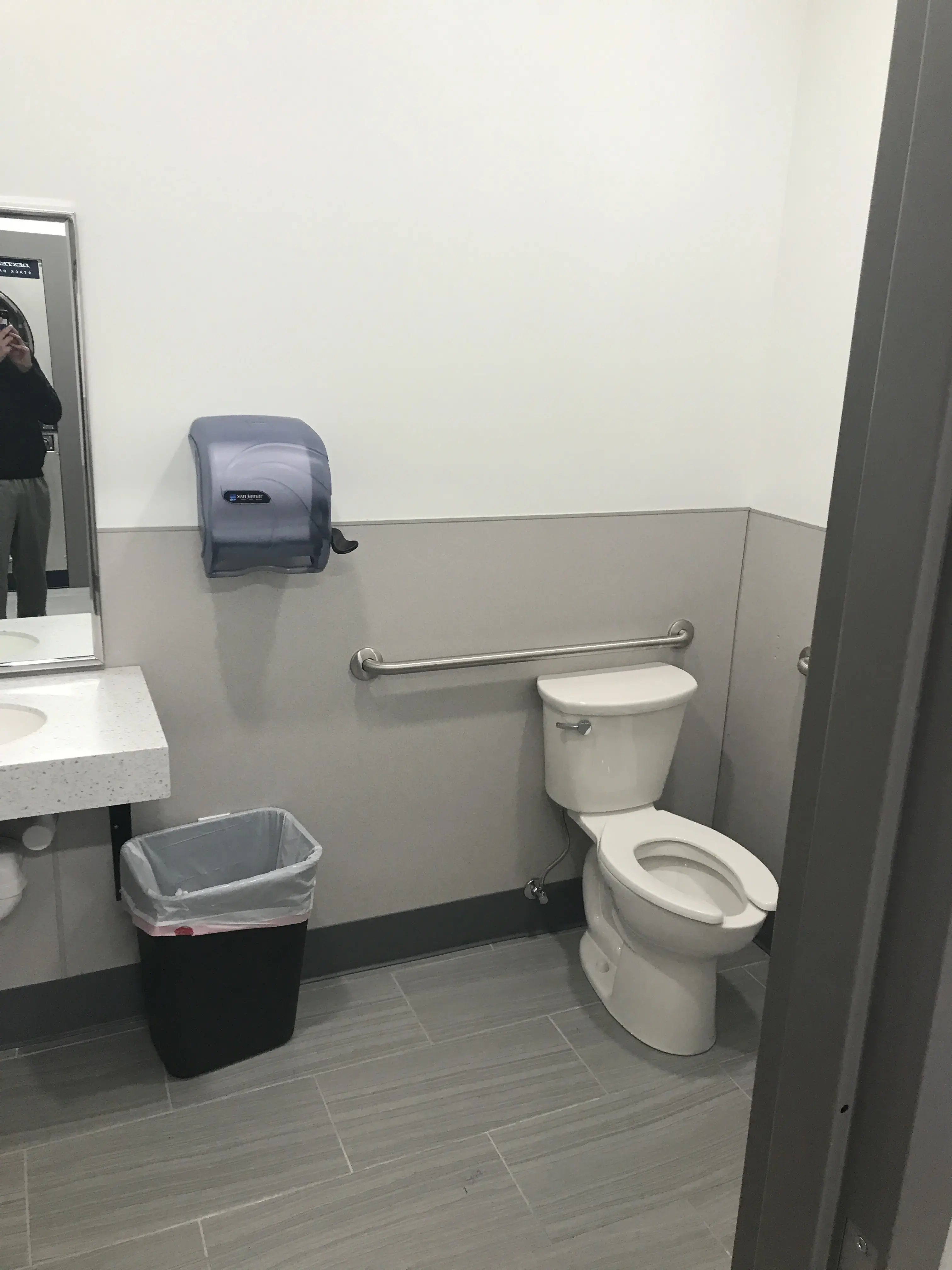 Clean Laundry thumbnail 18