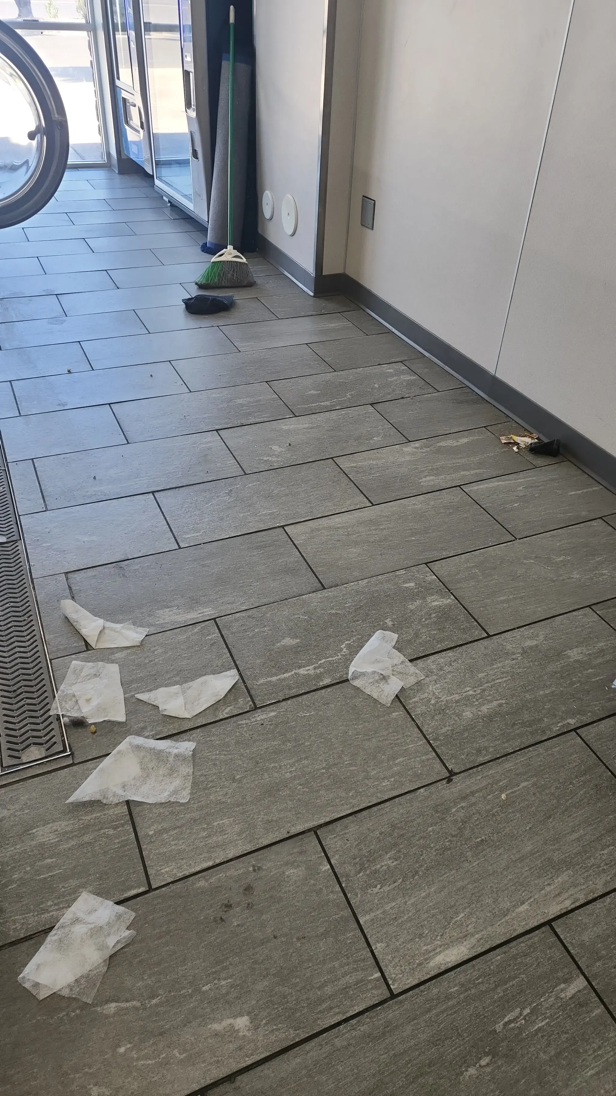 Clean Laundry - Image 10