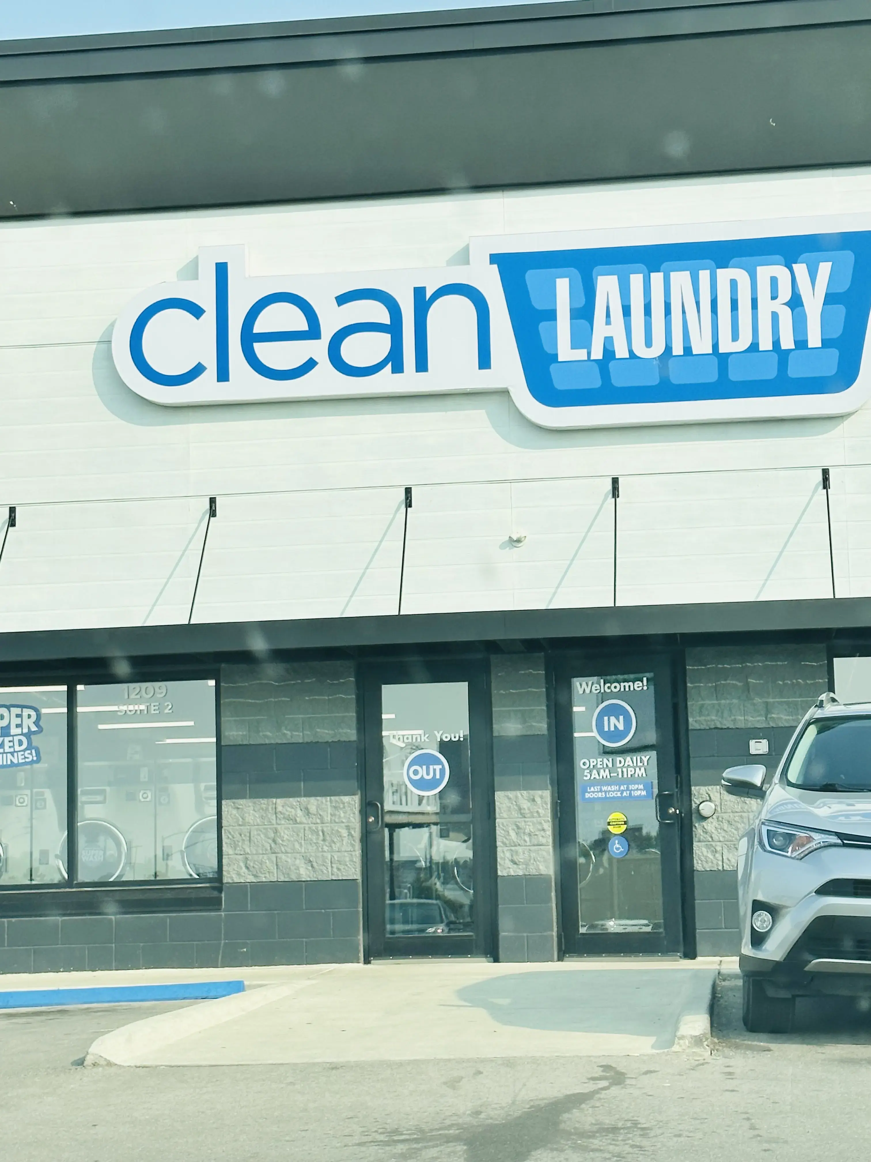 Clean Laundry thumbnail 3