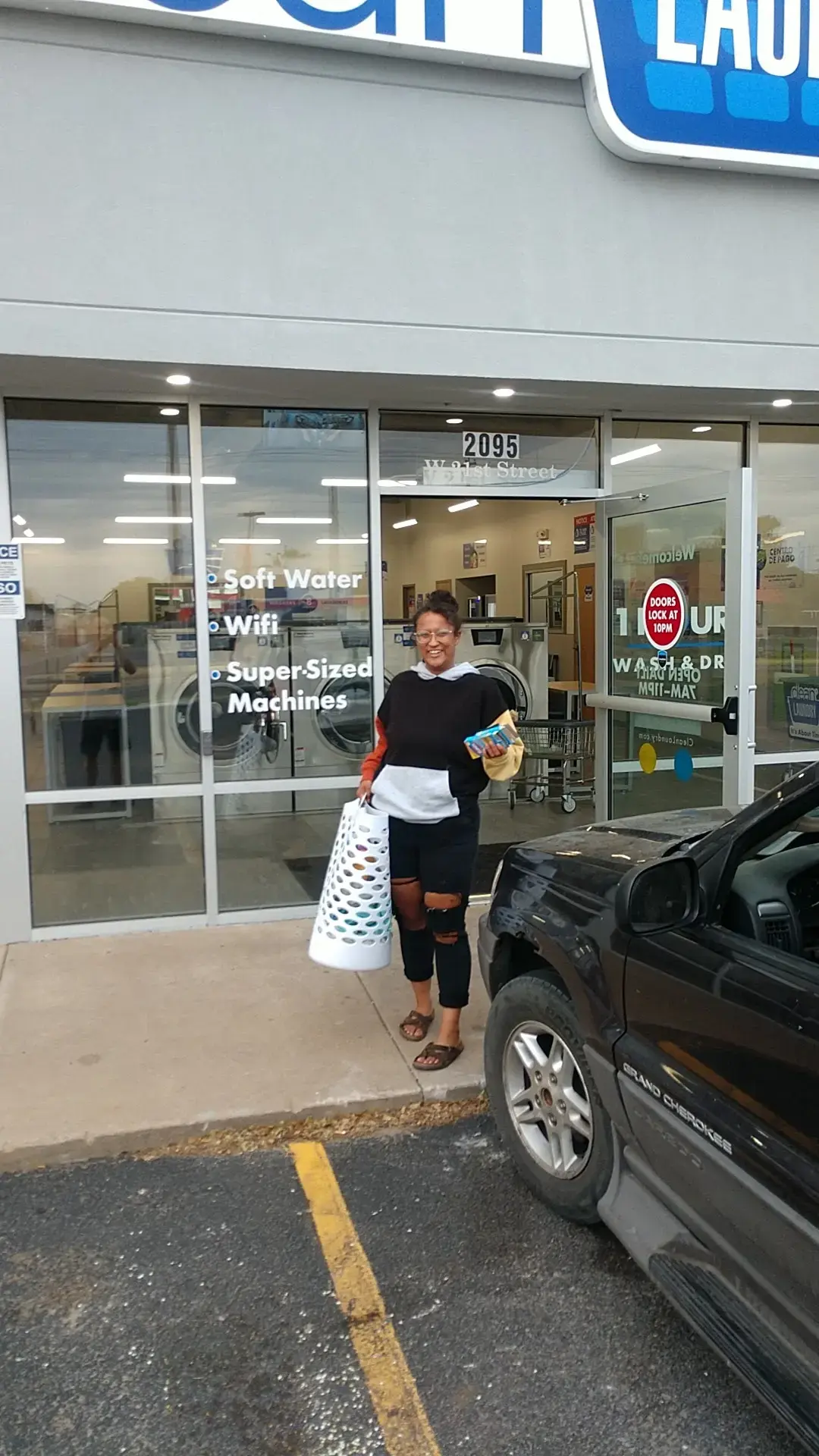 Clean Laundry - Image 6