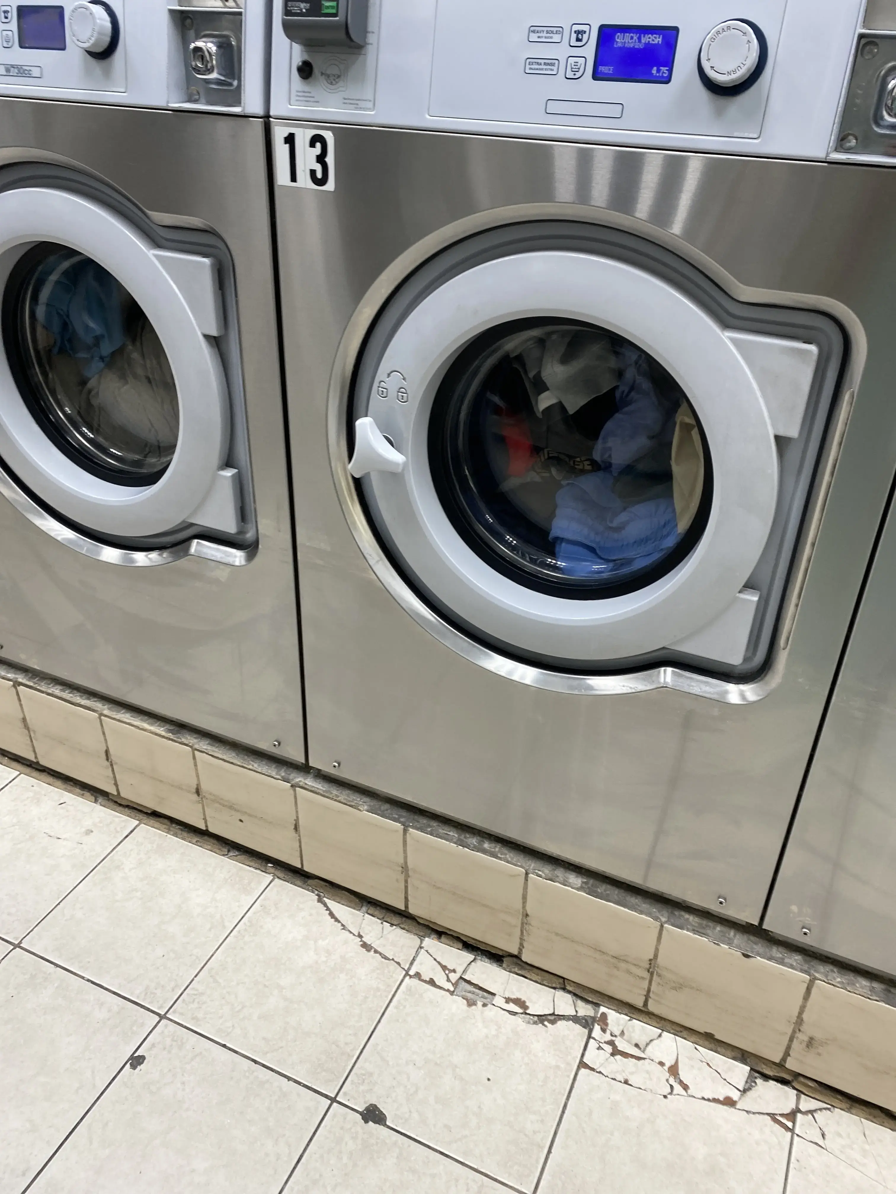 Clean Master Laundromat - Image 10