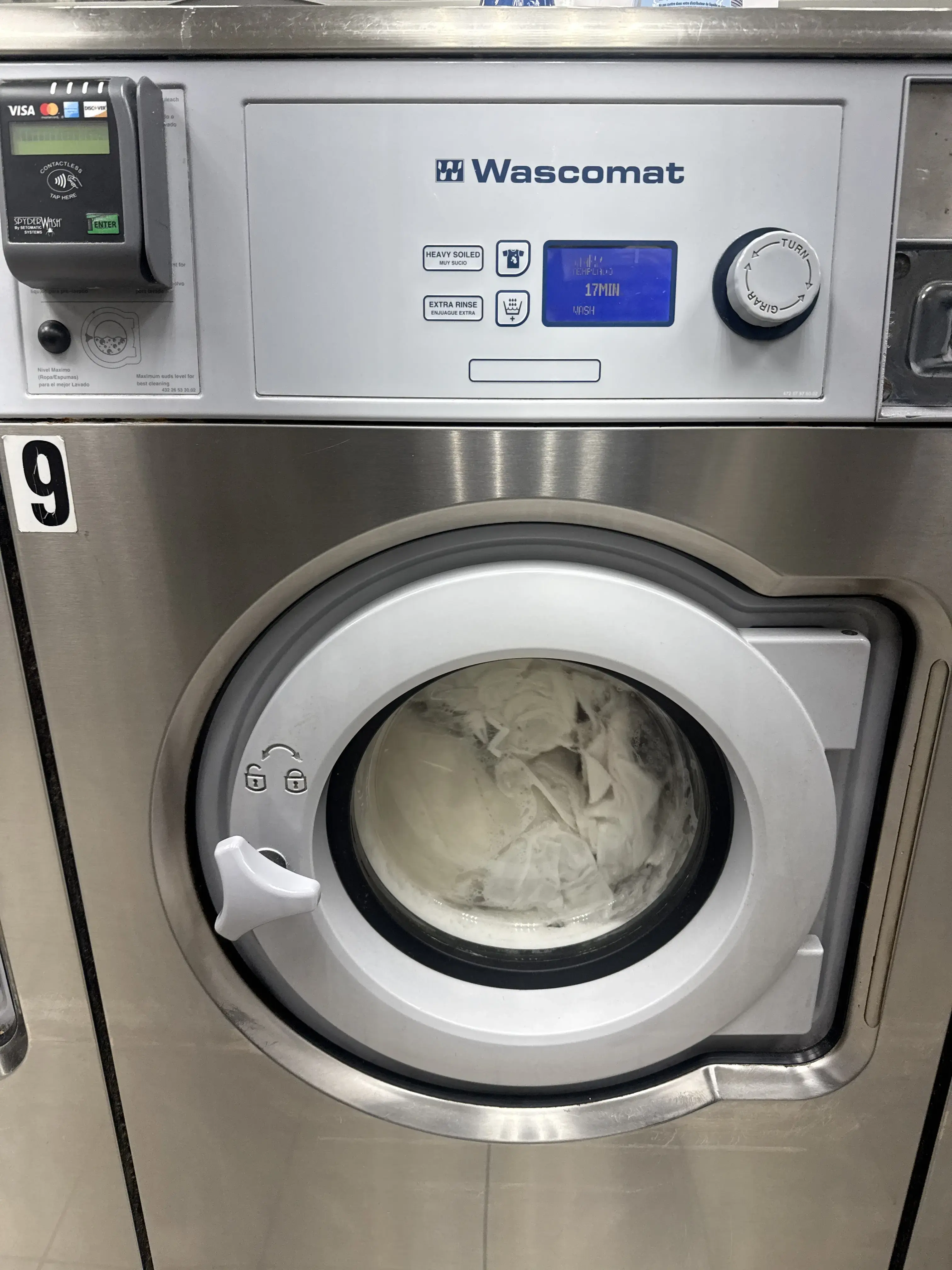 Clean Master Laundromat - Image 5