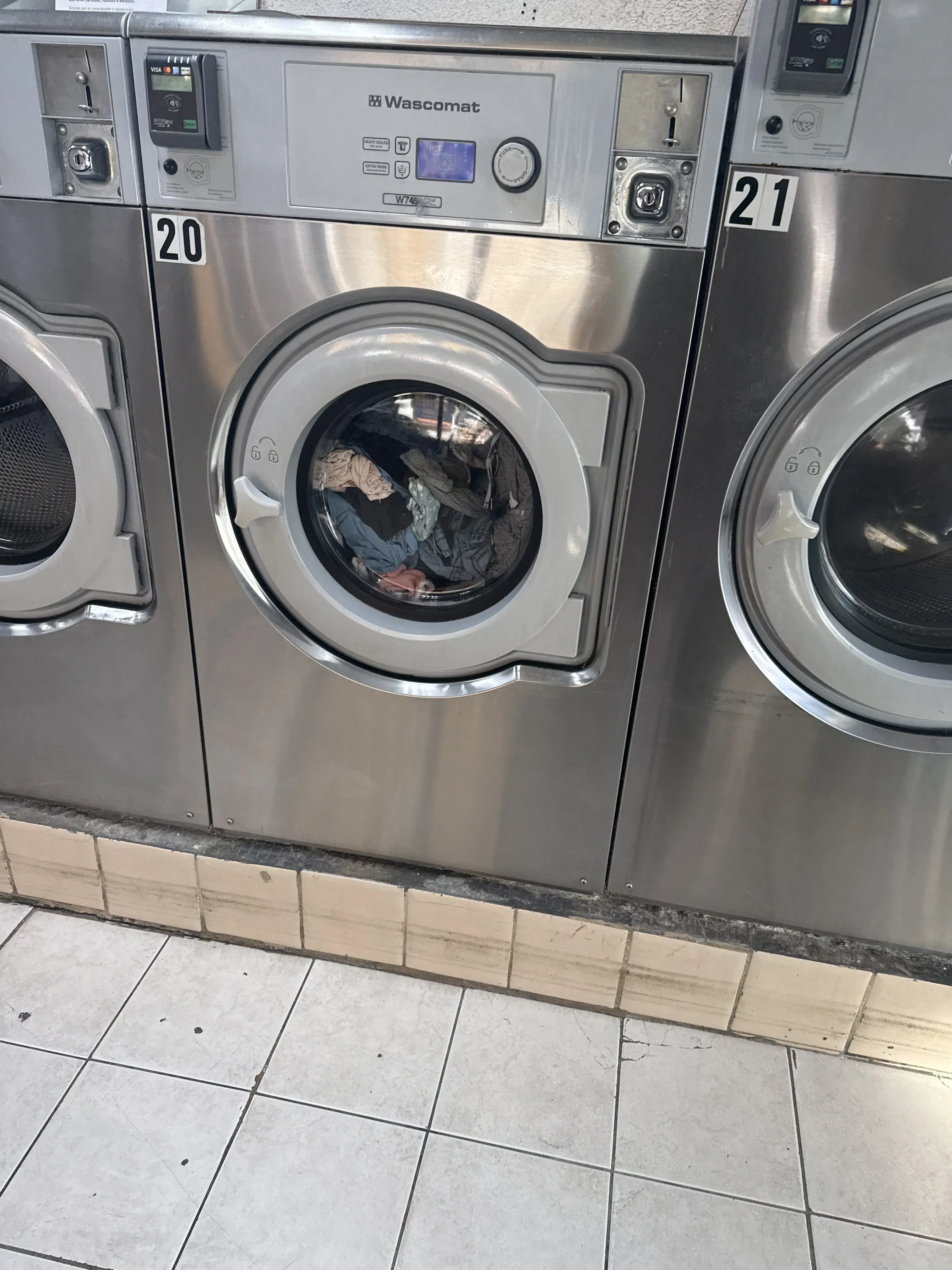 Clean Master Laundromat thumbnail 1