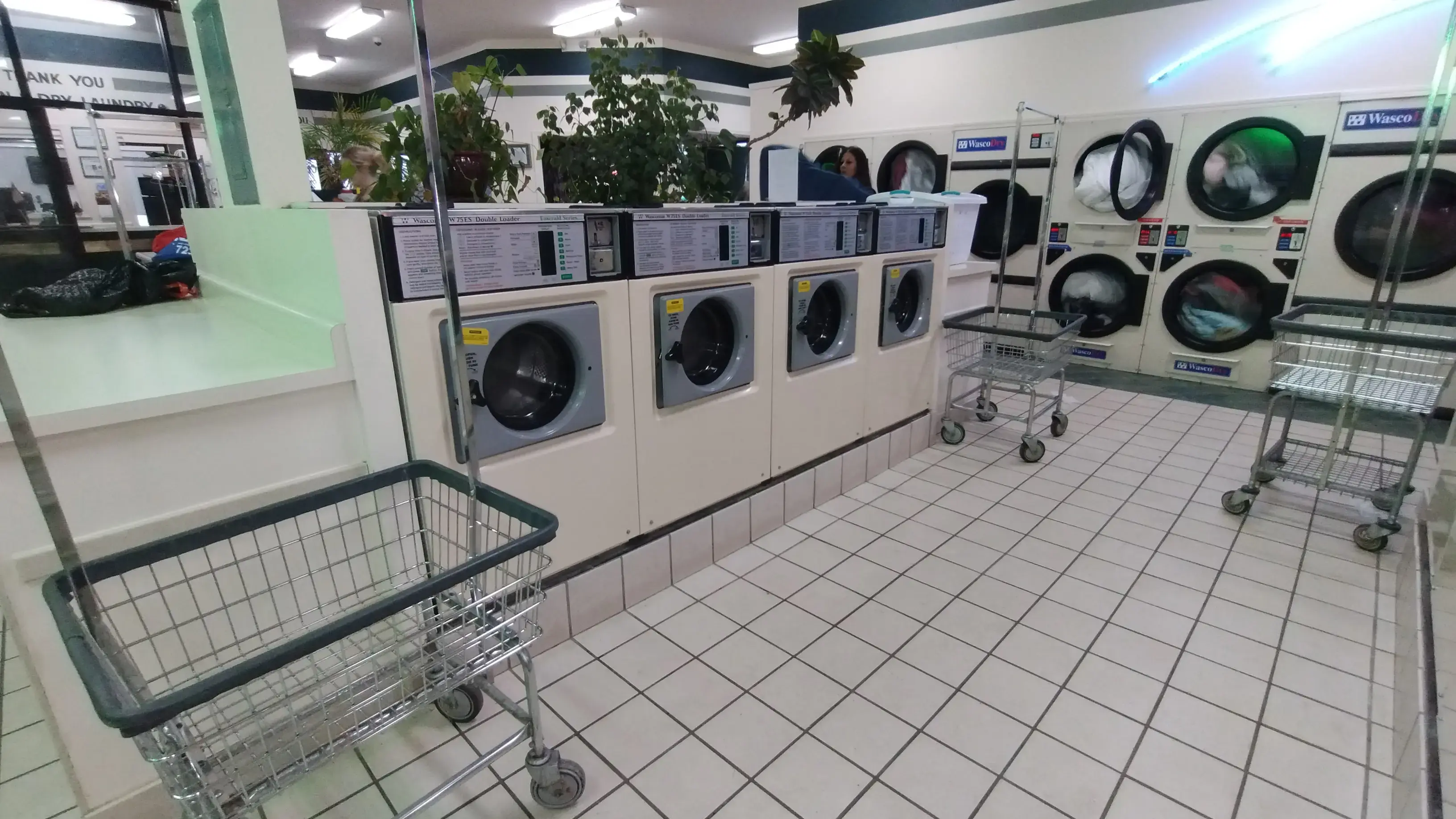 Clean-N-Dry Laundry Services thumbnail 2
