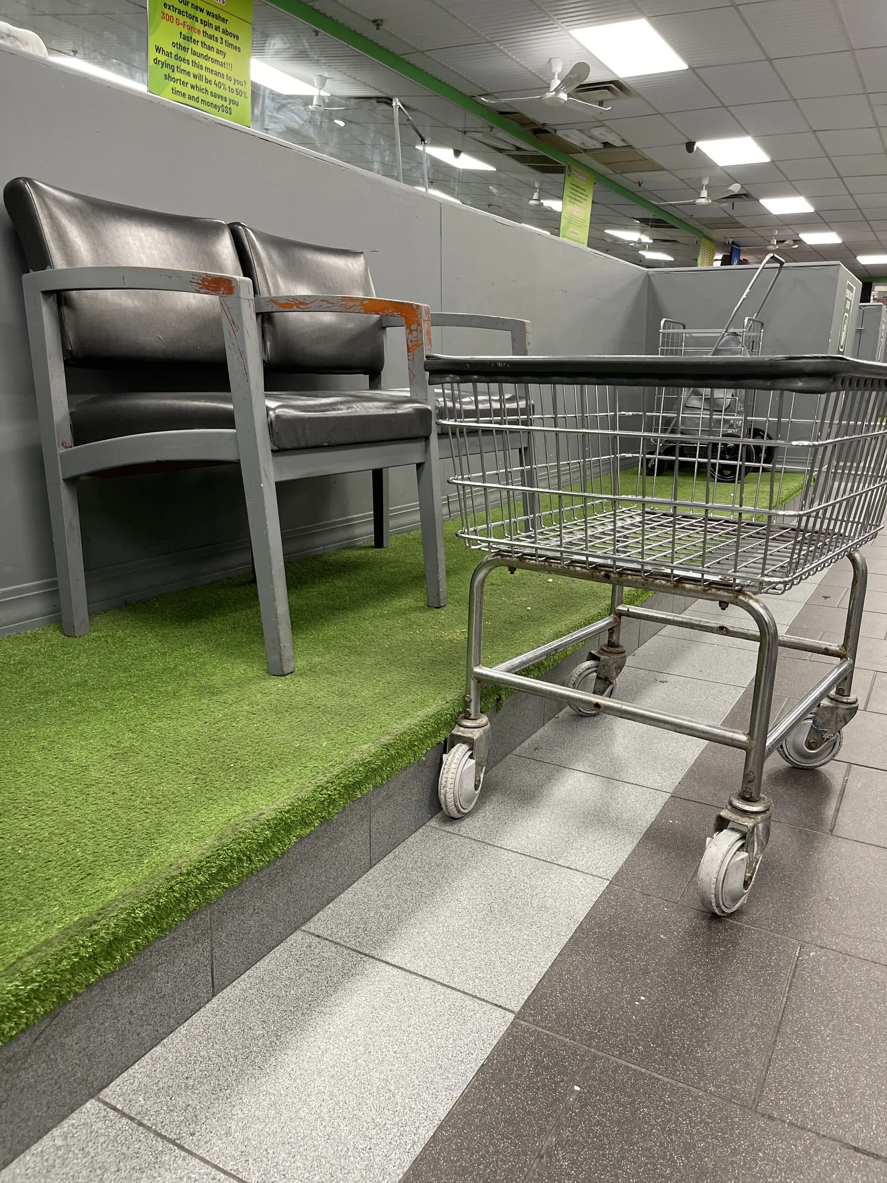 Clean n Green Laundromat thumbnail 17