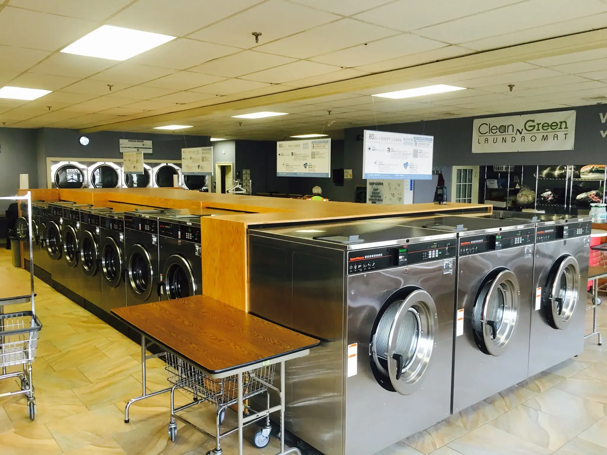 Clean N Green Laundromat & Wash N Fold location