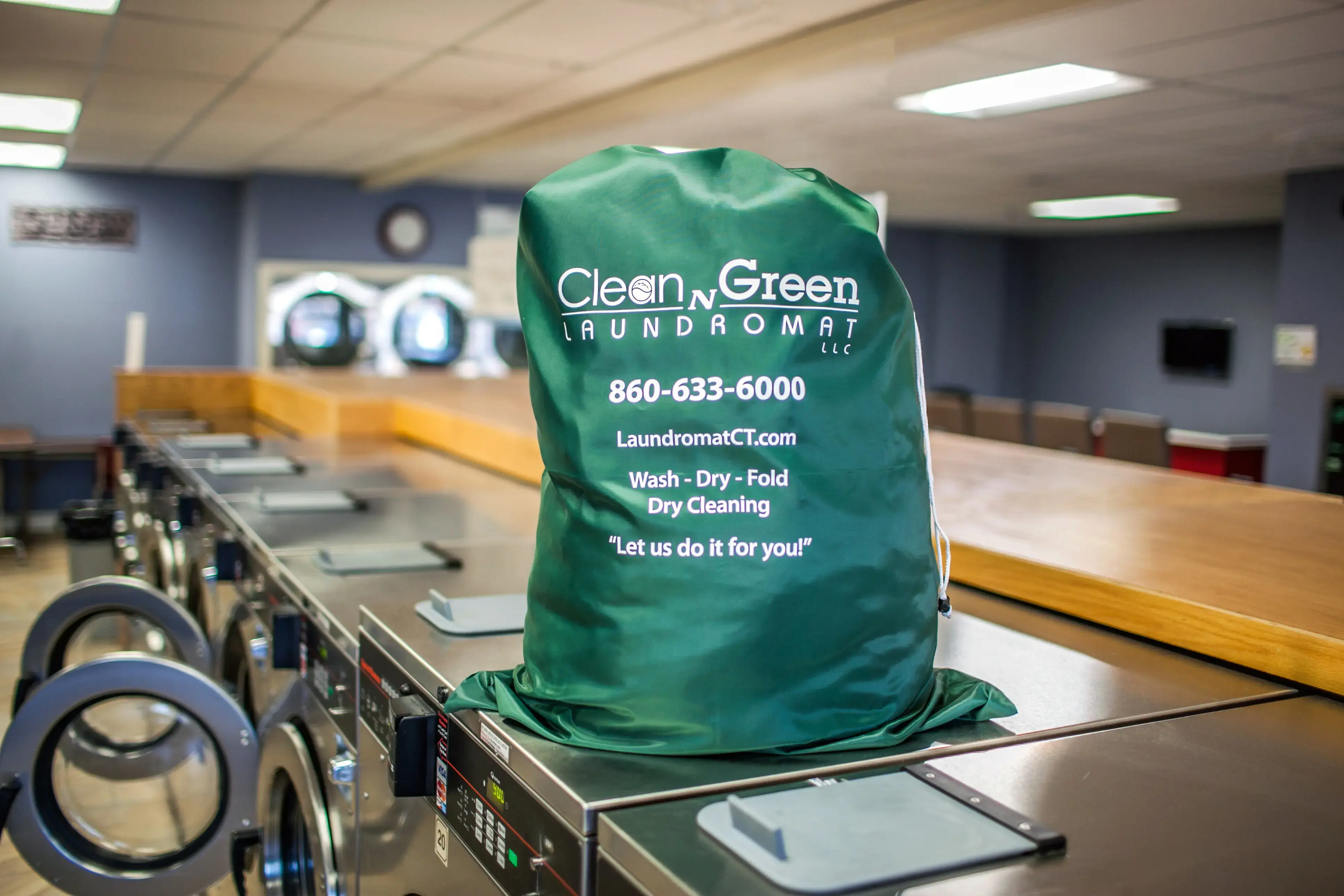 Clean N Green Laundromat & Wash N Fold - Image 6