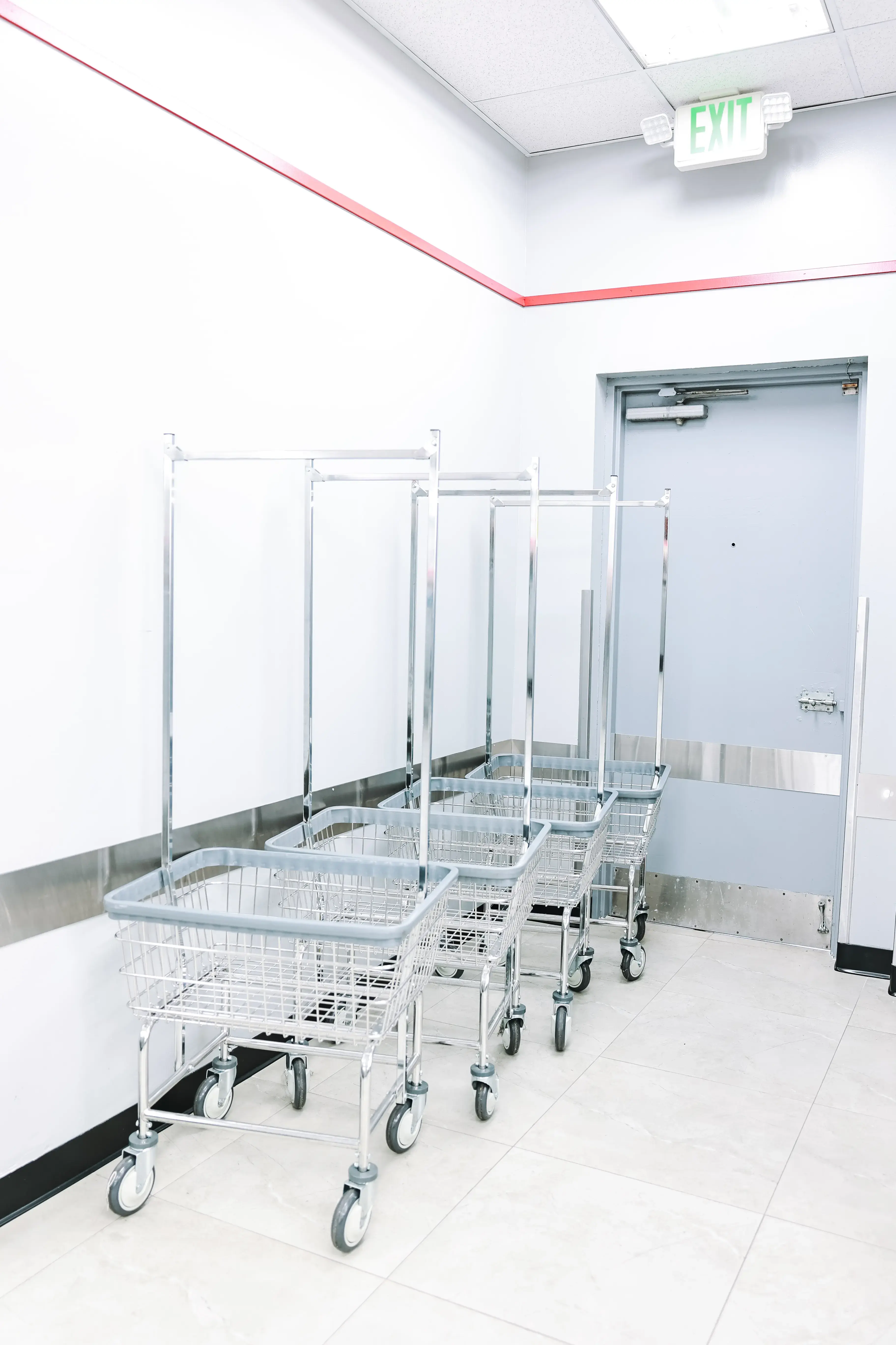 Clean Queen Laundromat - Image 10