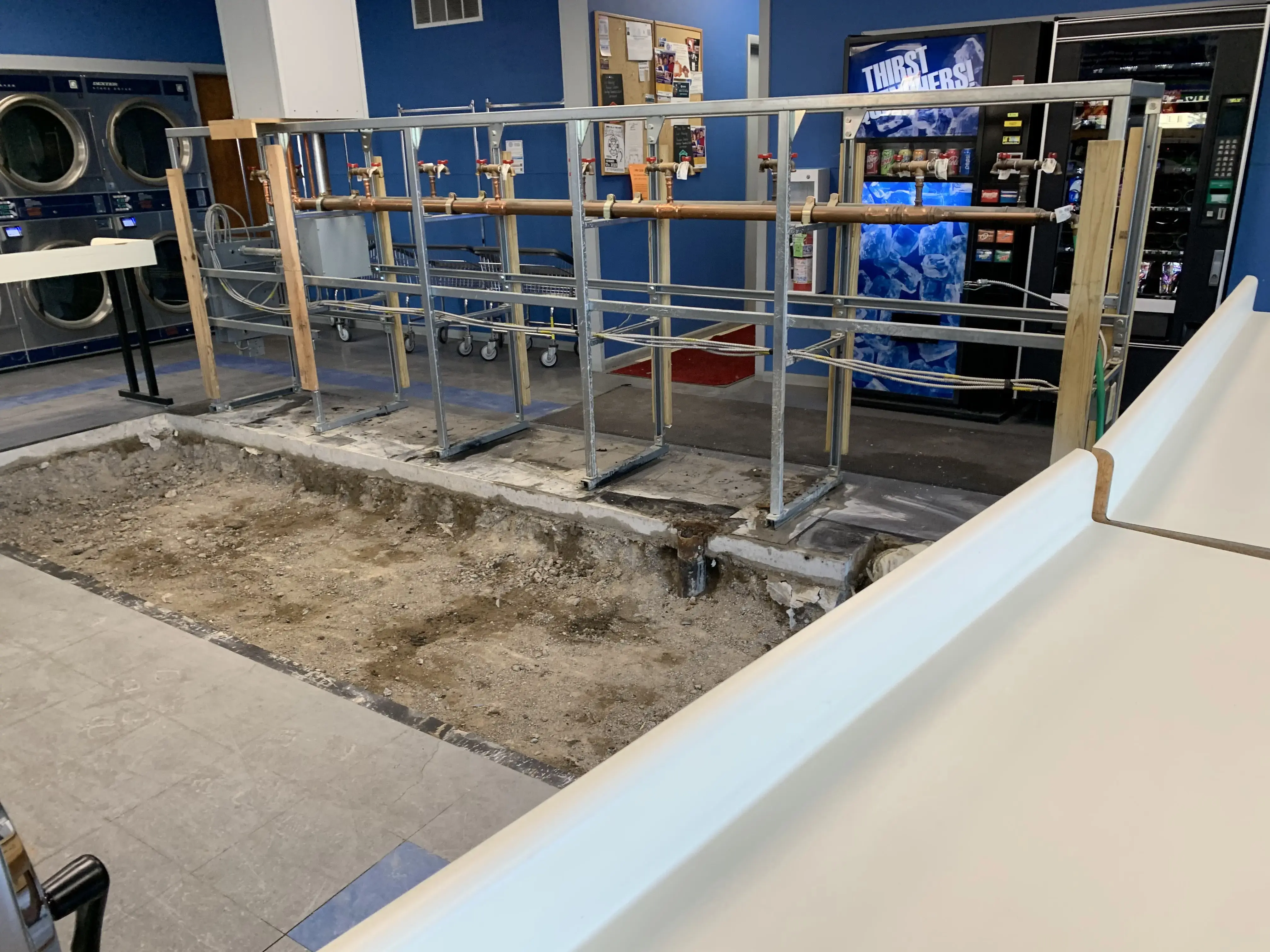 Clean & Quick Laundromat - Newton Falls - Image 10