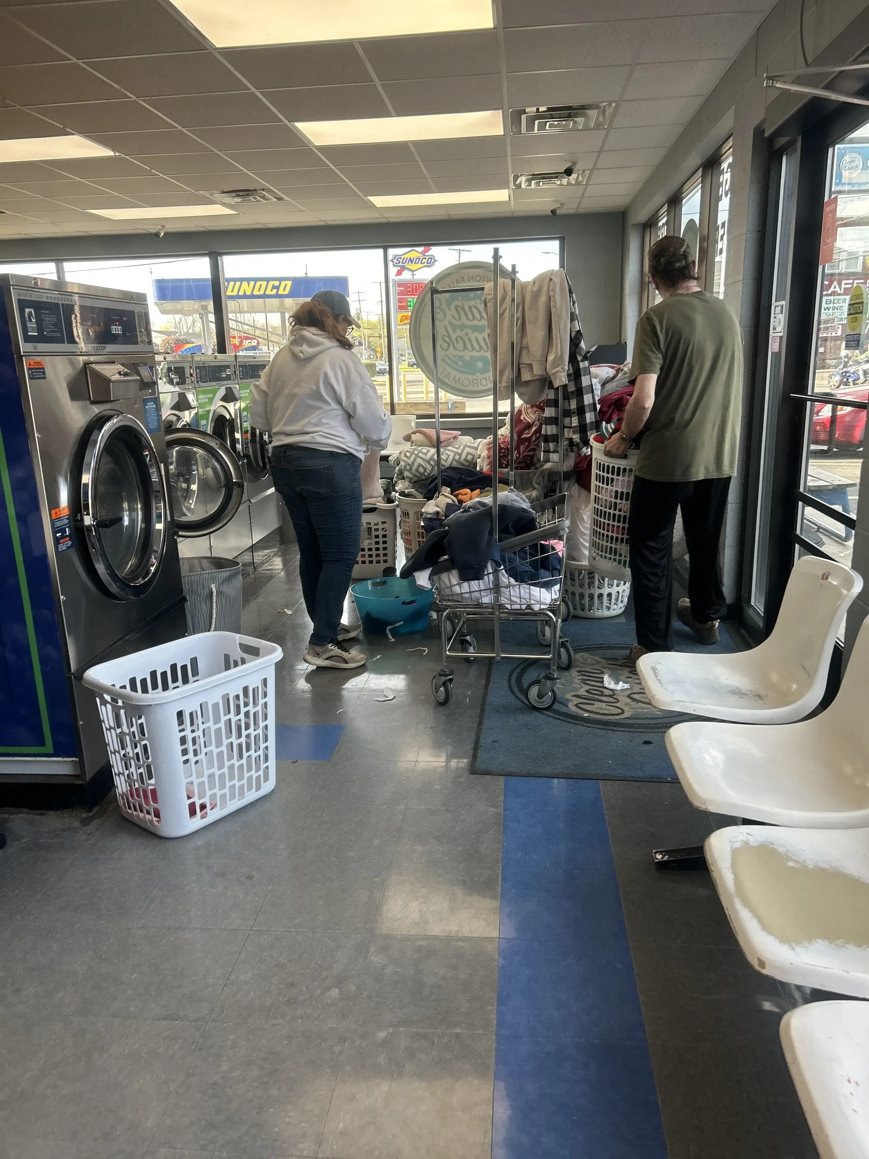 Clean & Quick Laundromat - Newton Falls - Image 20