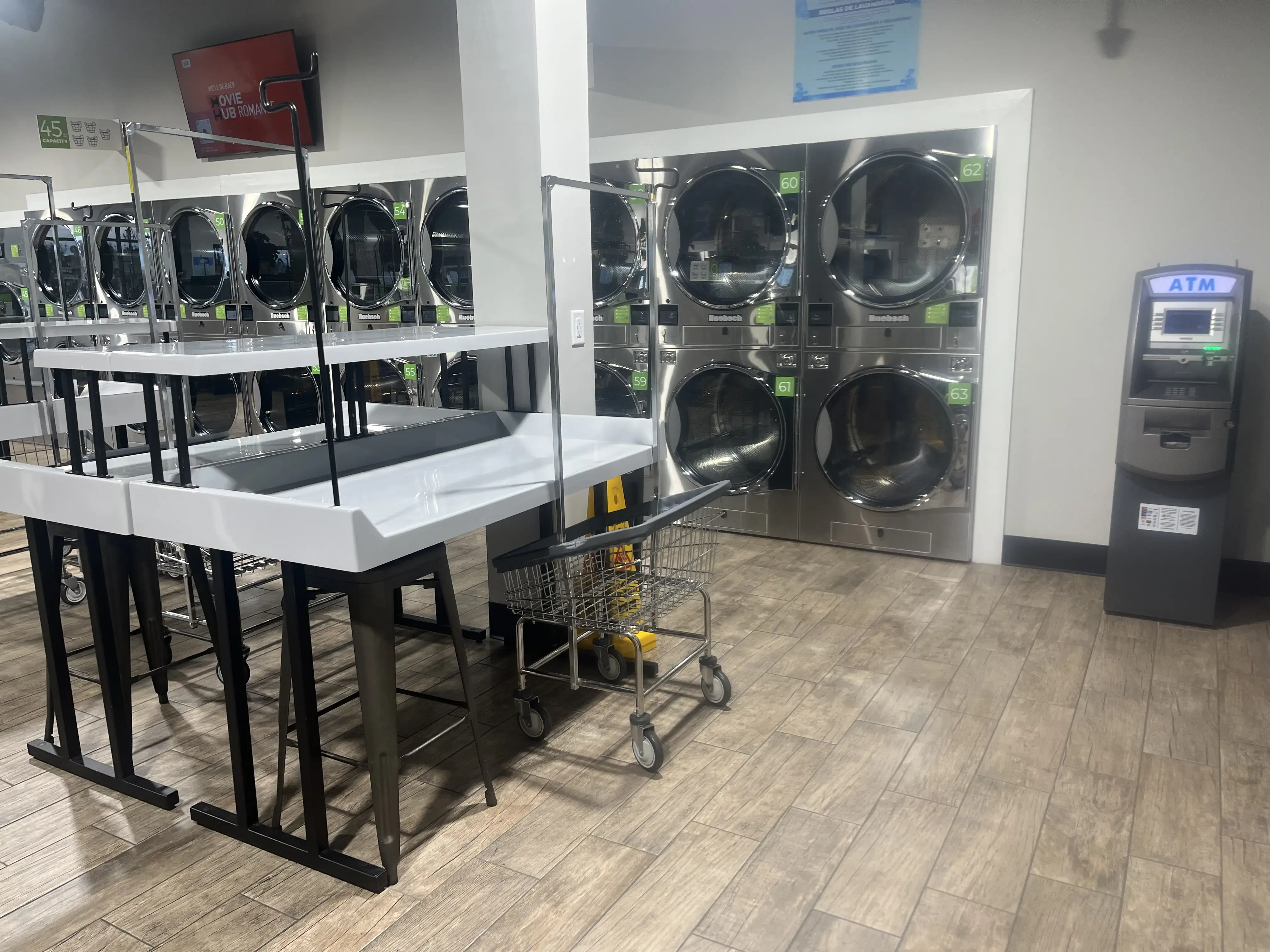 Clean Right Laundromat thumbnail 14
