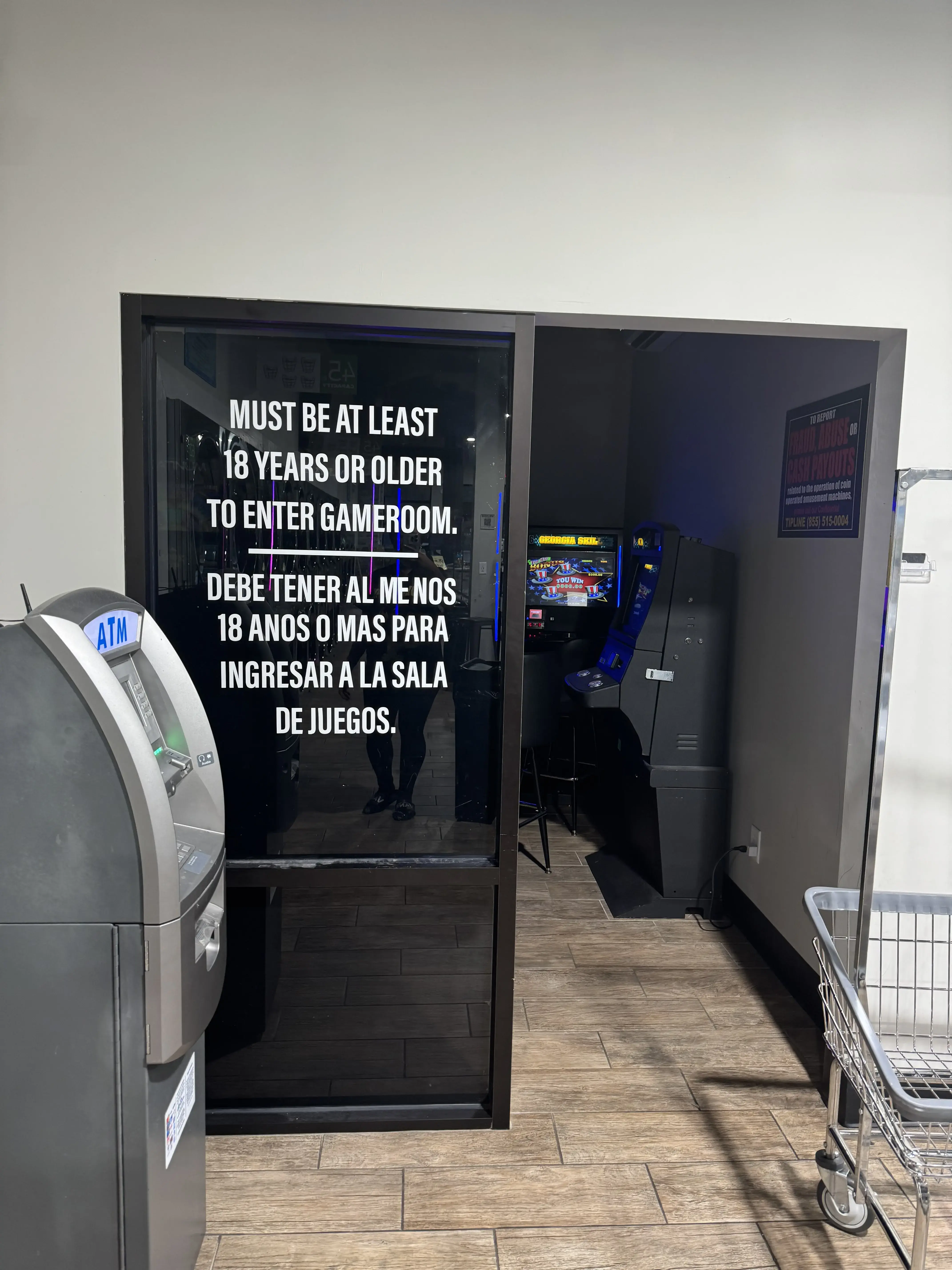 Clean Right Laundromat thumbnail 16