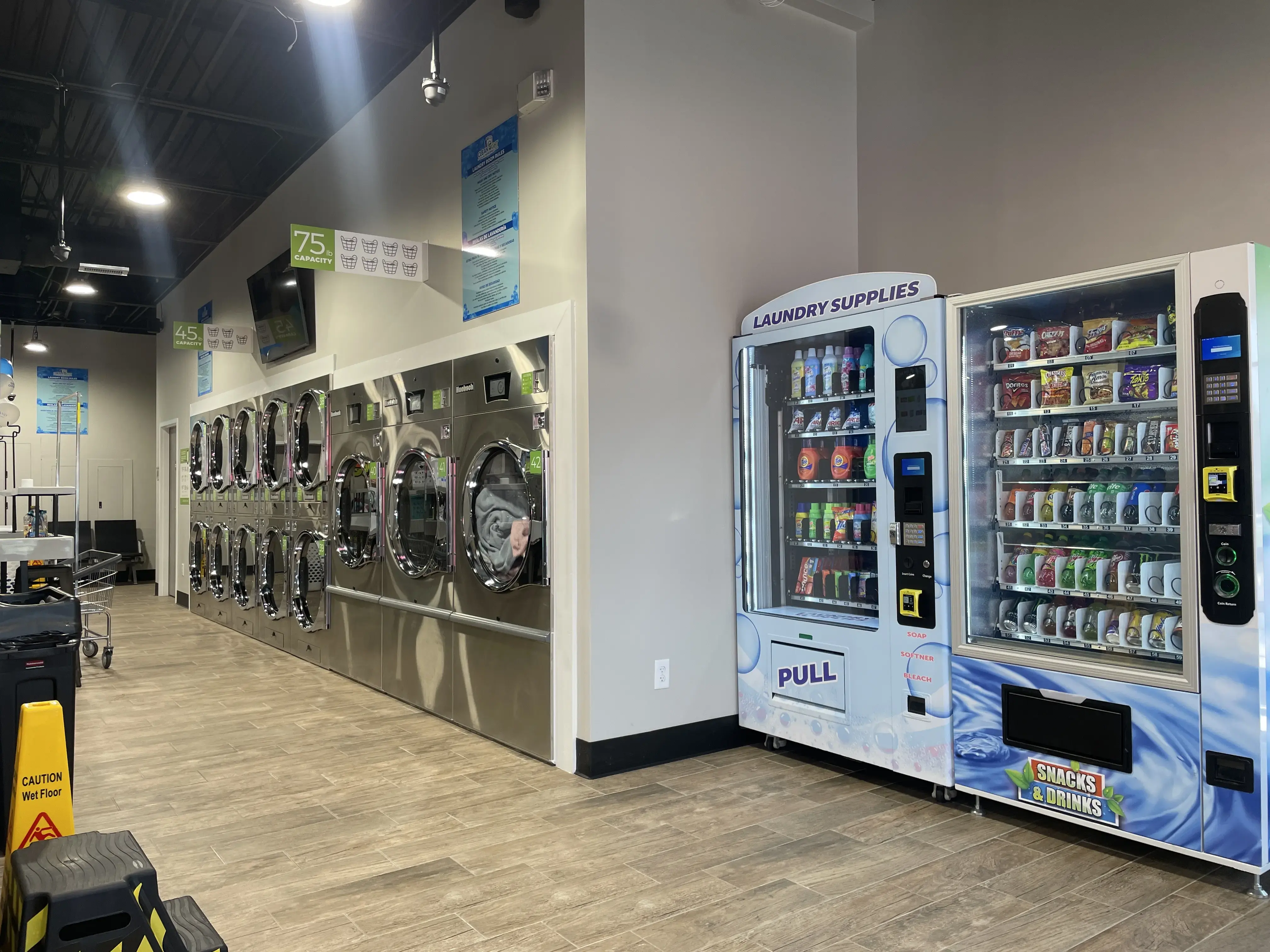 Clean Right Laundromat - Image 18
