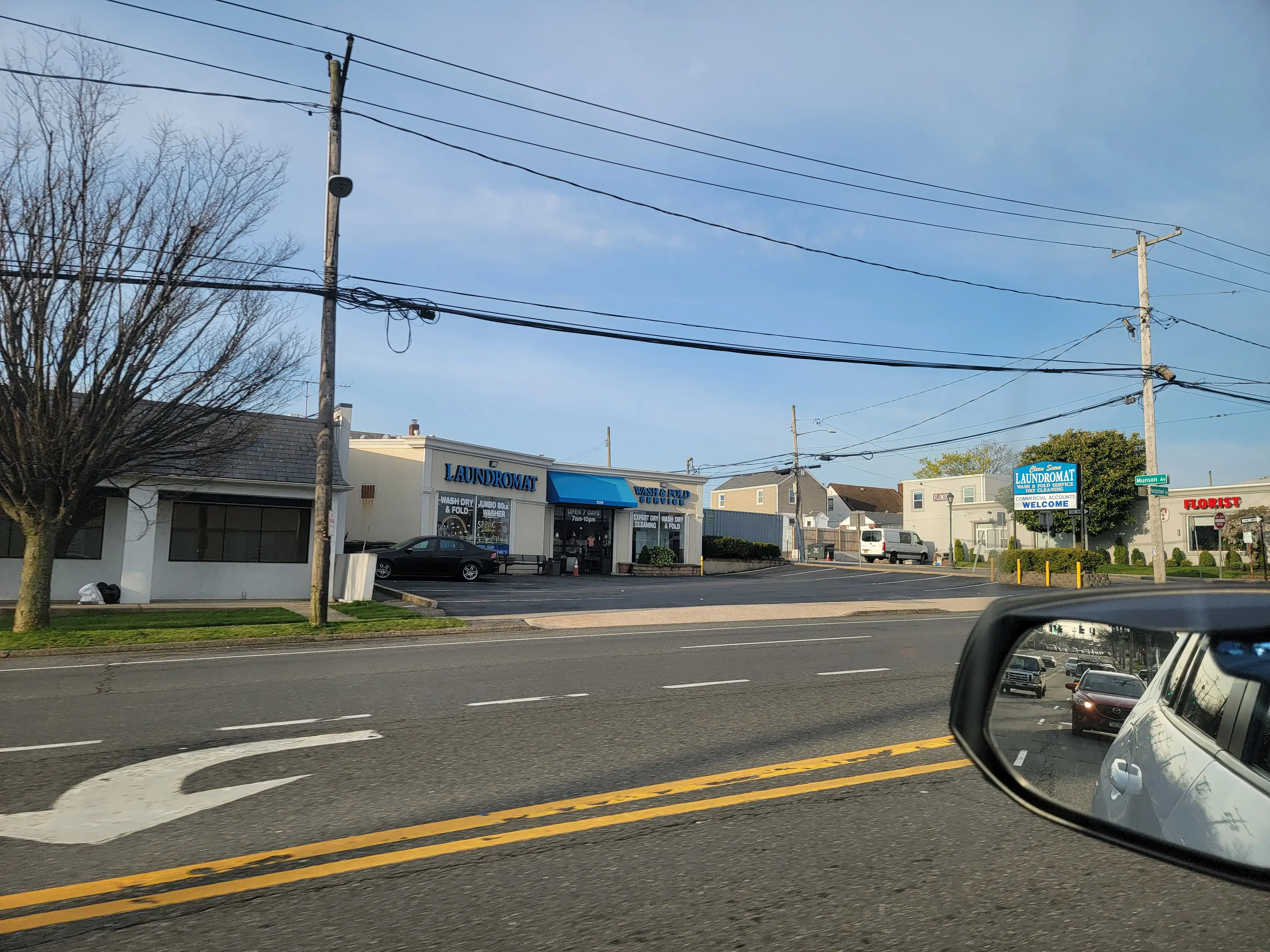 Clean Scene Laundromat - Image 4