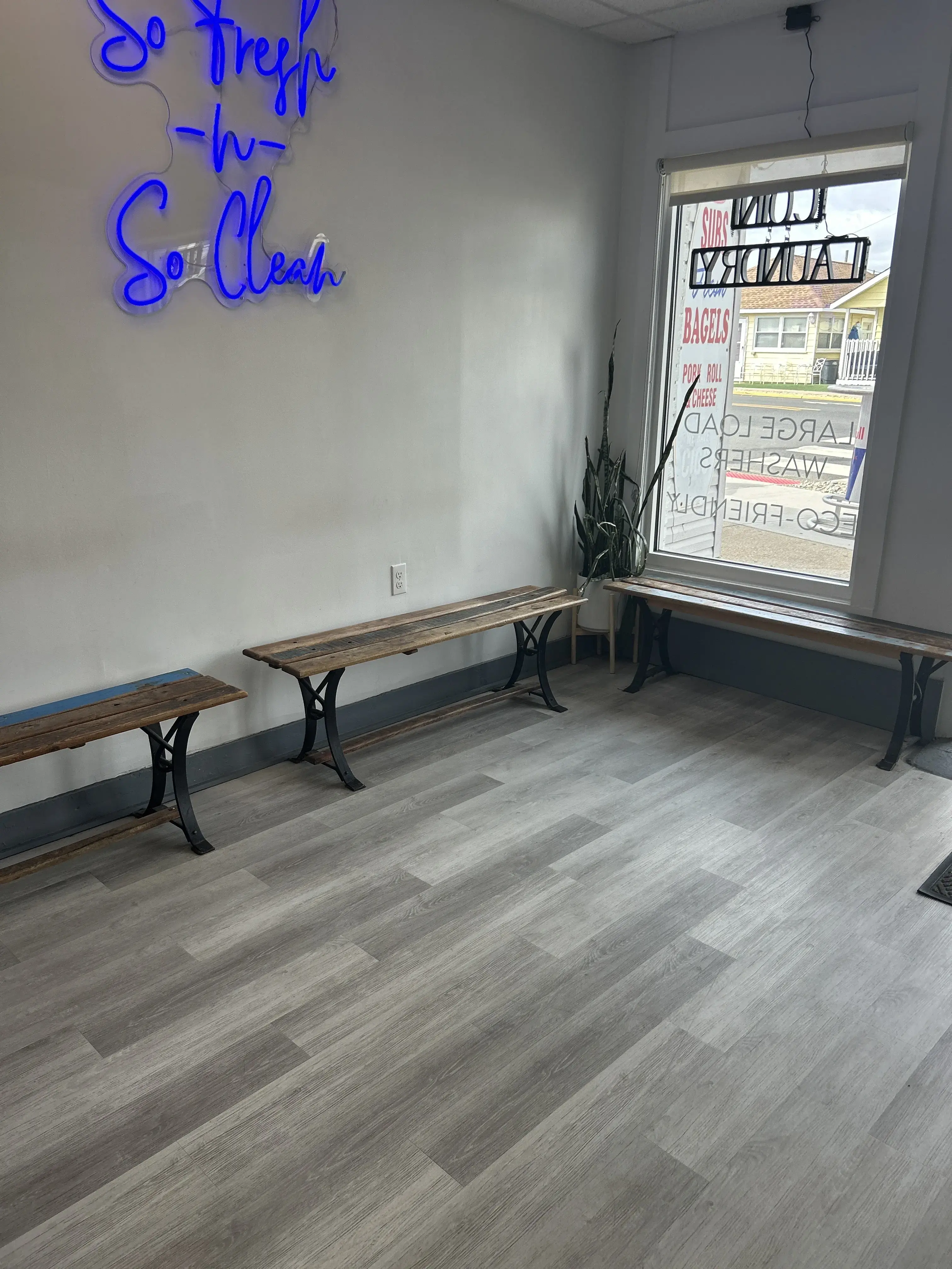 Clean Sheets Laundromat with Drop-Off Wash & Fold Service - Image 9