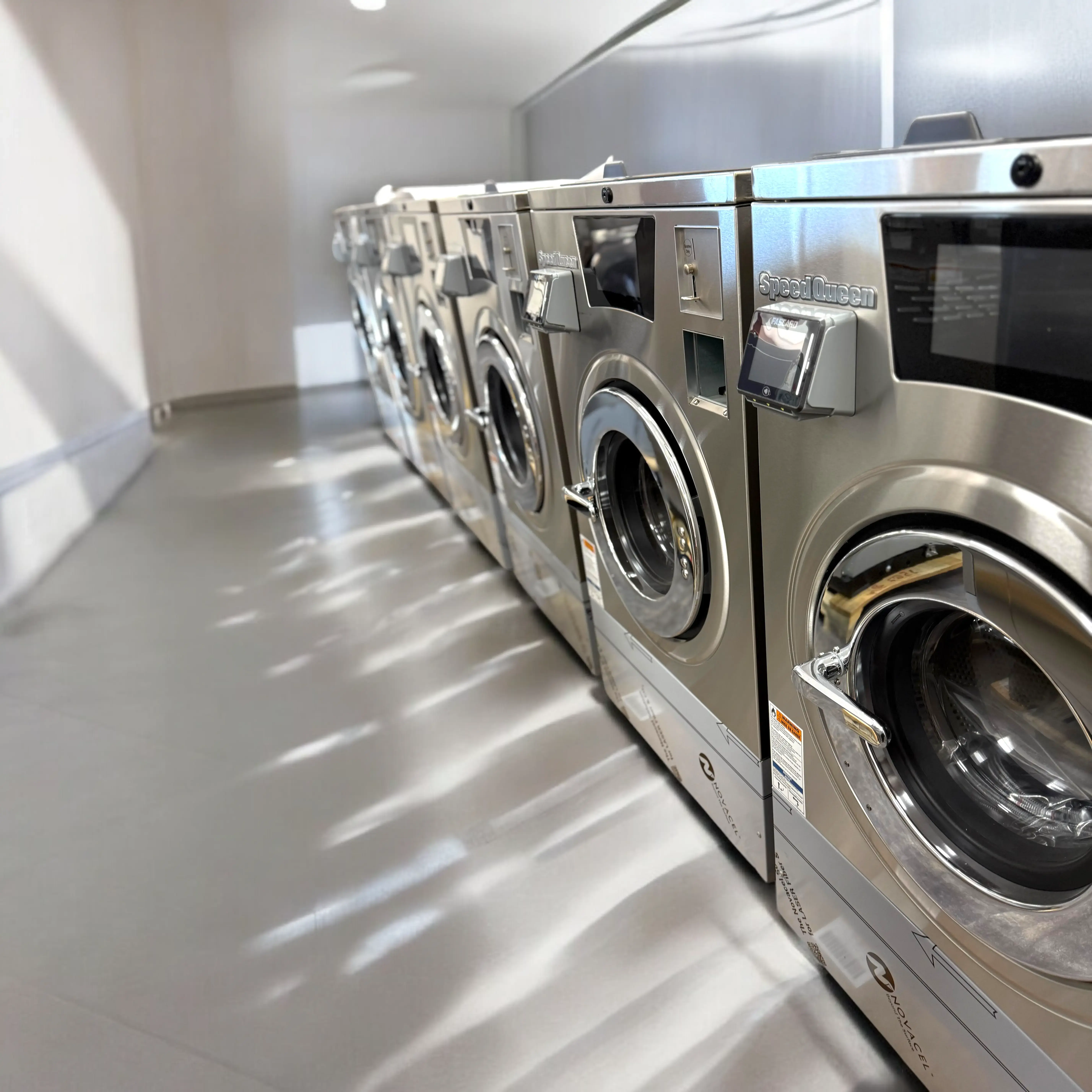 Clean Shirt Co. Laundromat - Image 7
