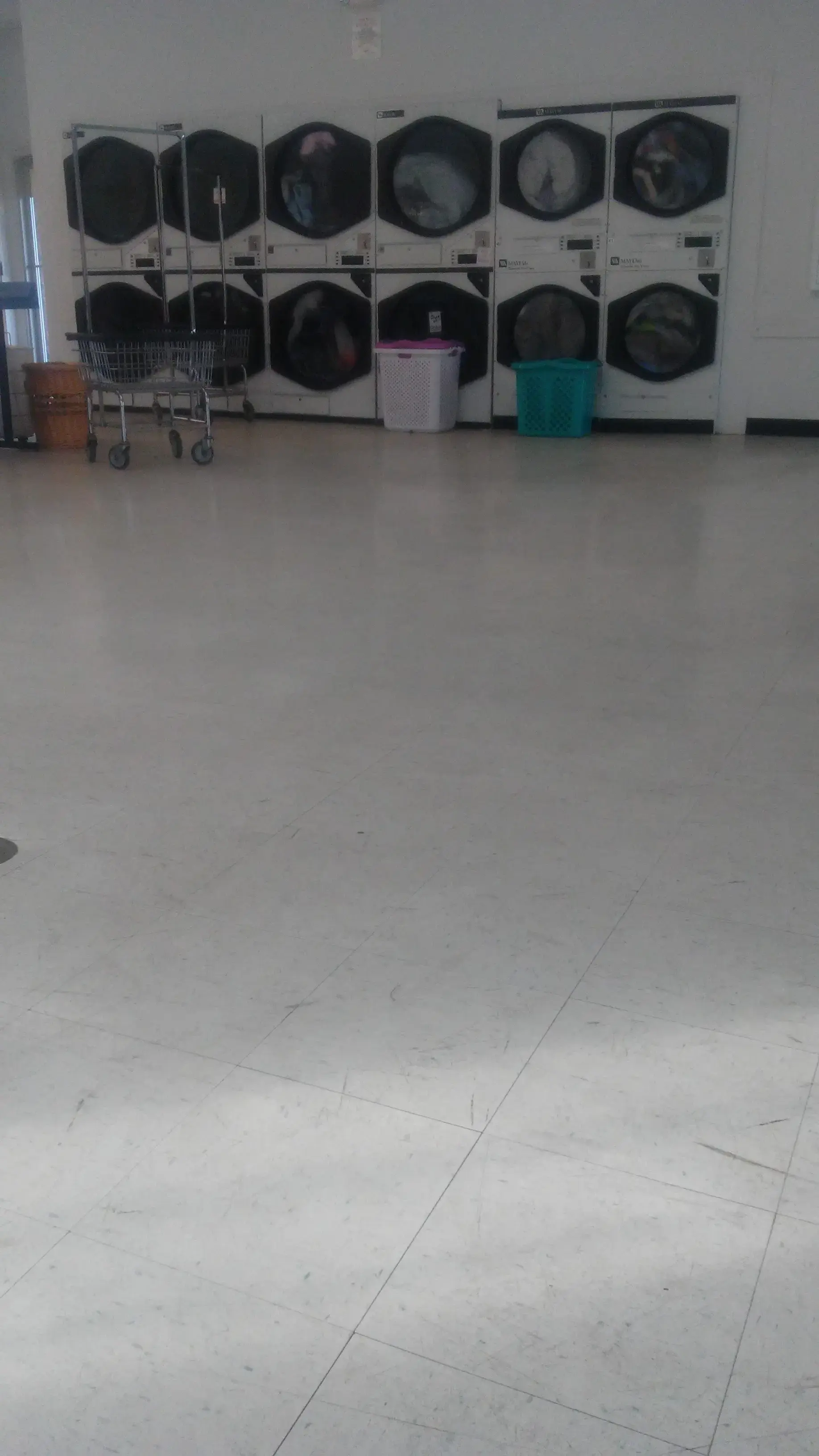 Clean Slate Laundromat - Image 16