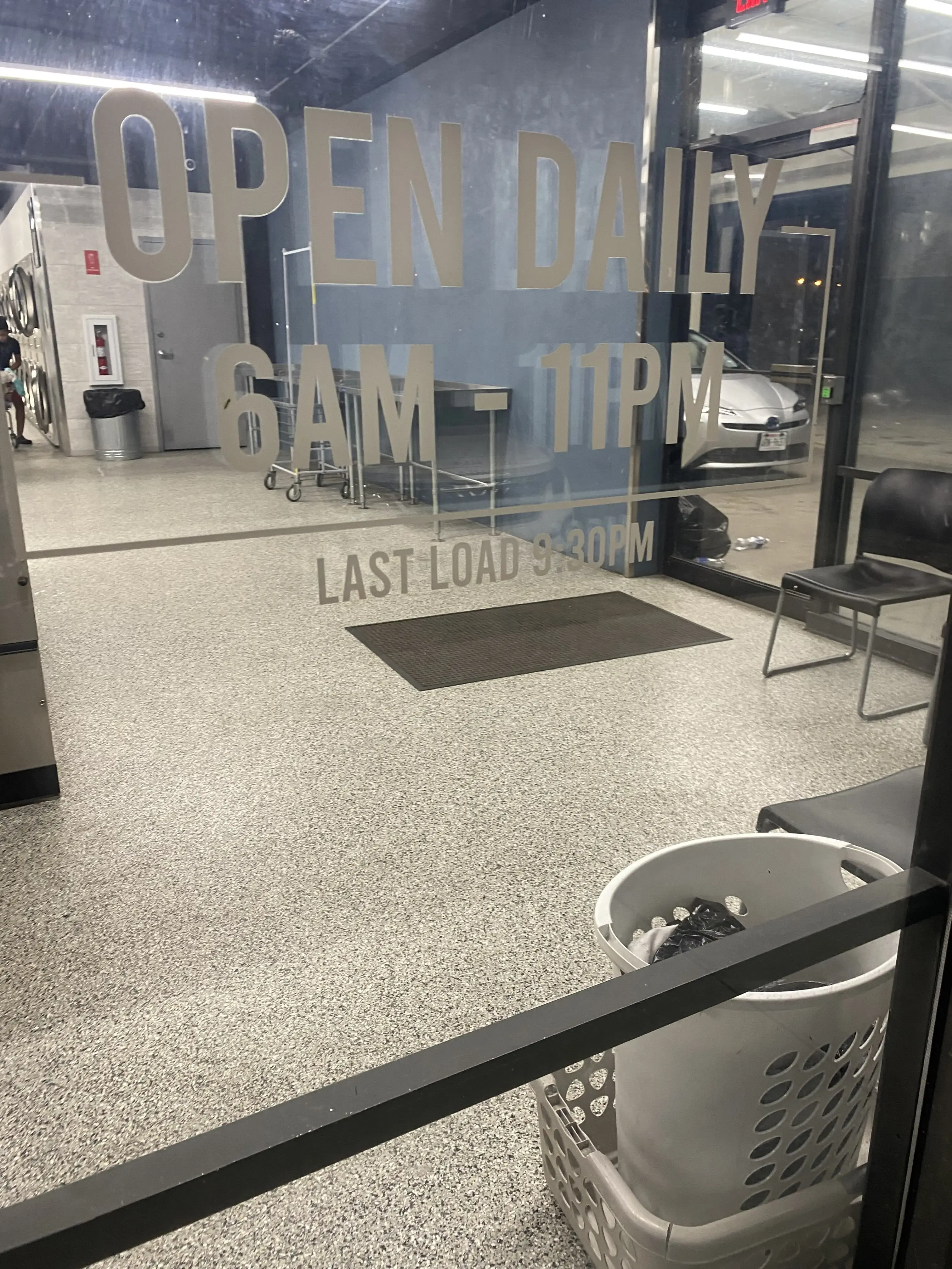 Clean Slate Laundromat thumbnail 8