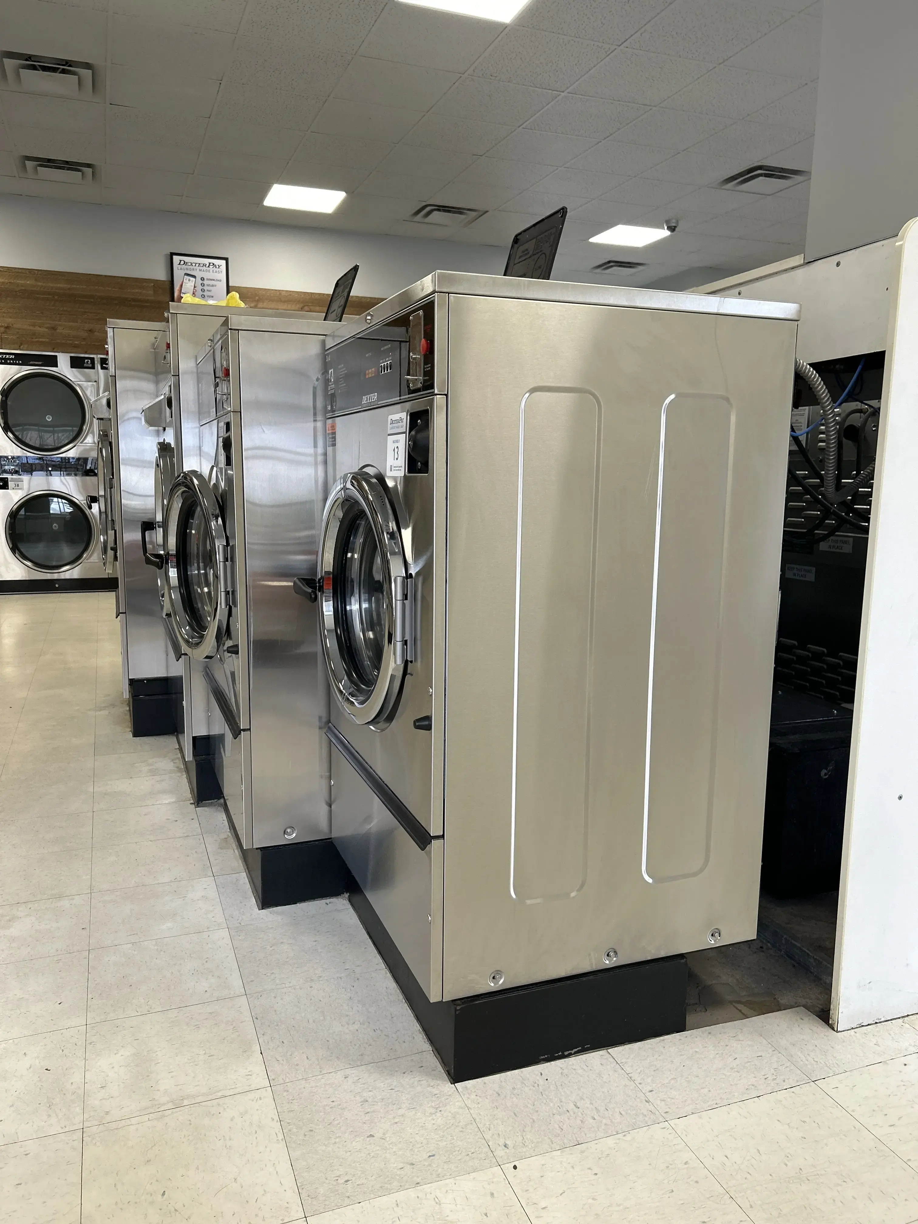 Clean Slate Laundromat thumbnail 1