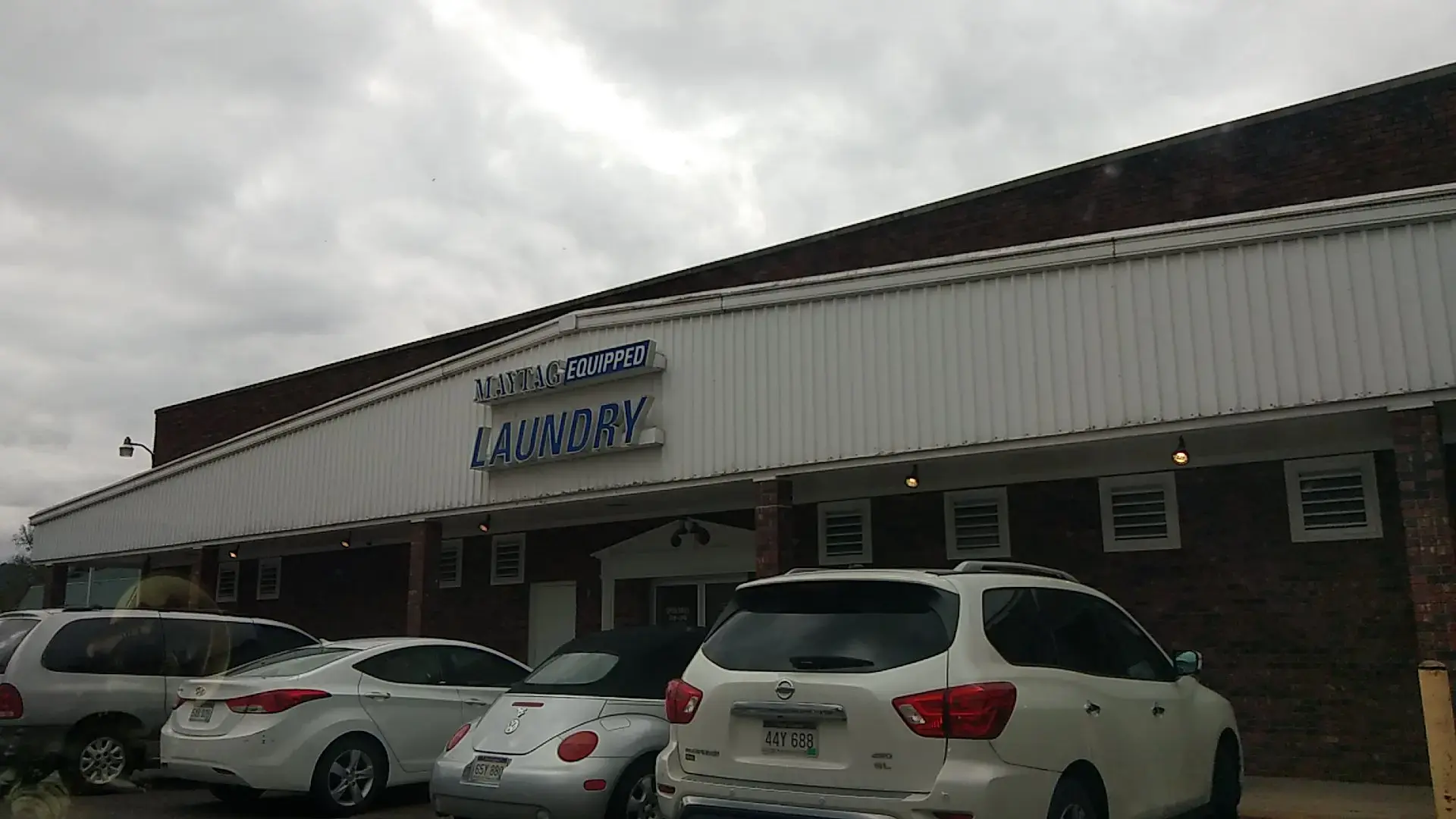 Clean Slate Laundromat thumbnail 14