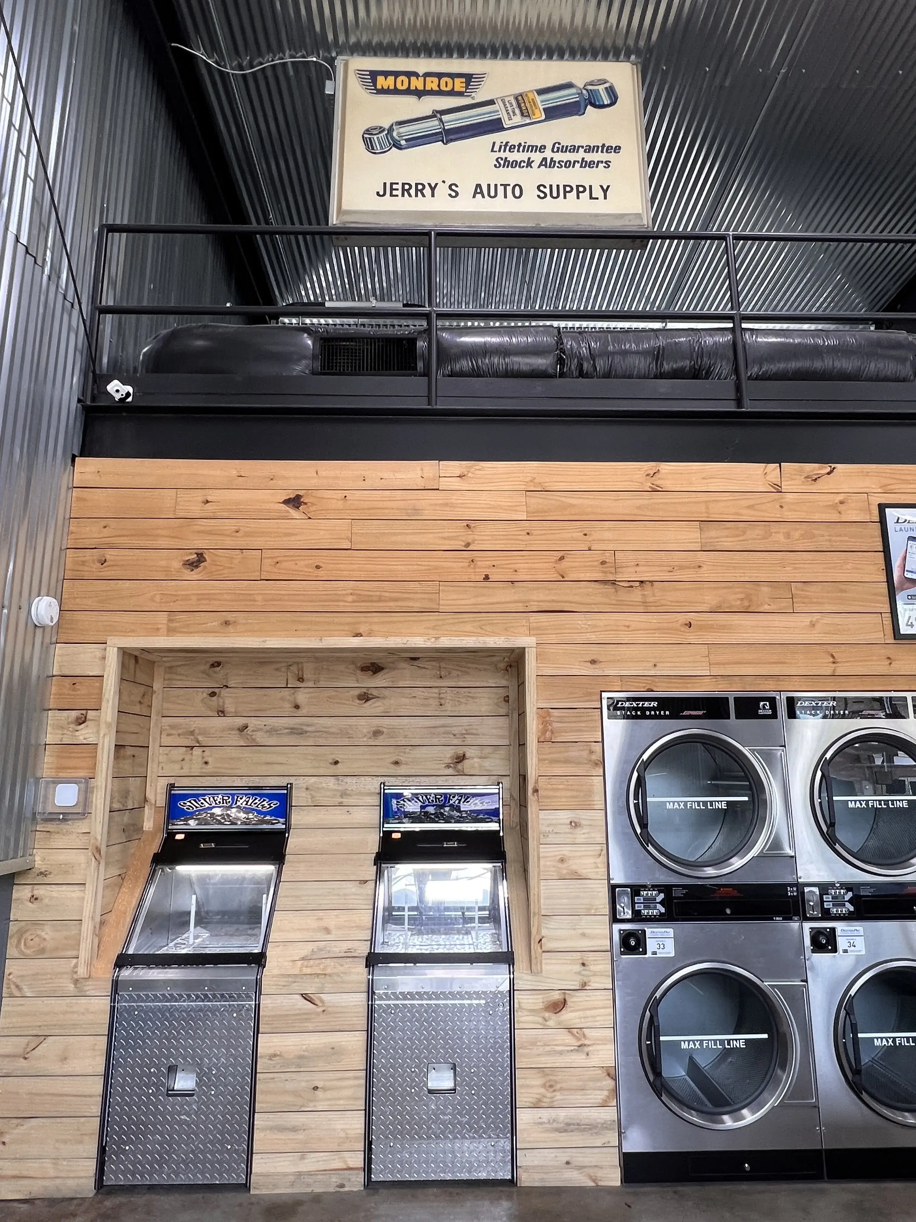 Clean Slate Laundromat - Image 17