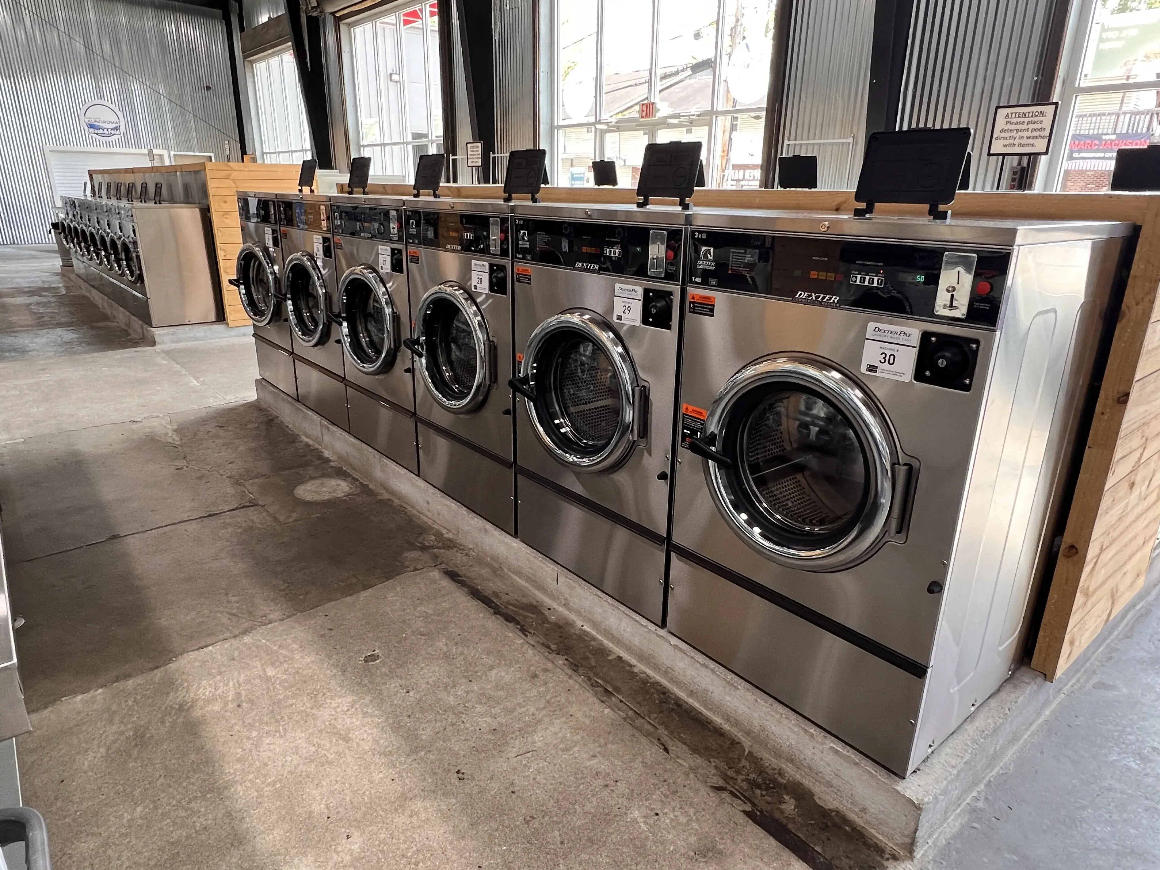 Clean Slate Laundromat thumbnail 19