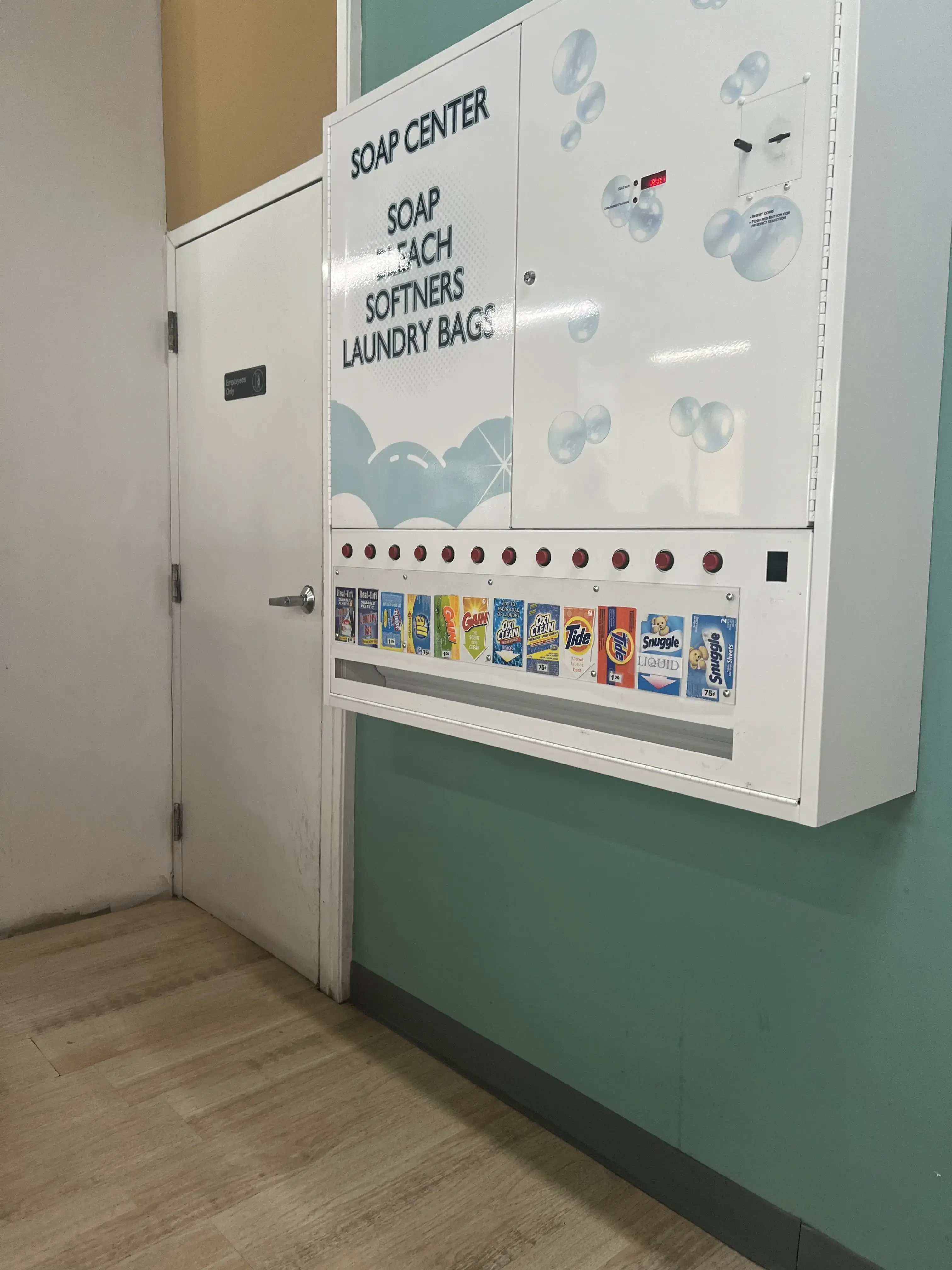 Clean Slate Laundromat thumbnail 11