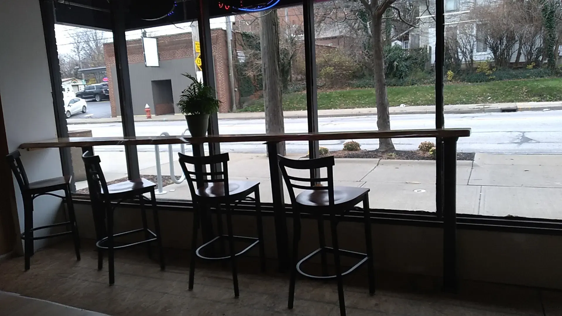 Clean Slate Laundromat - Image 12