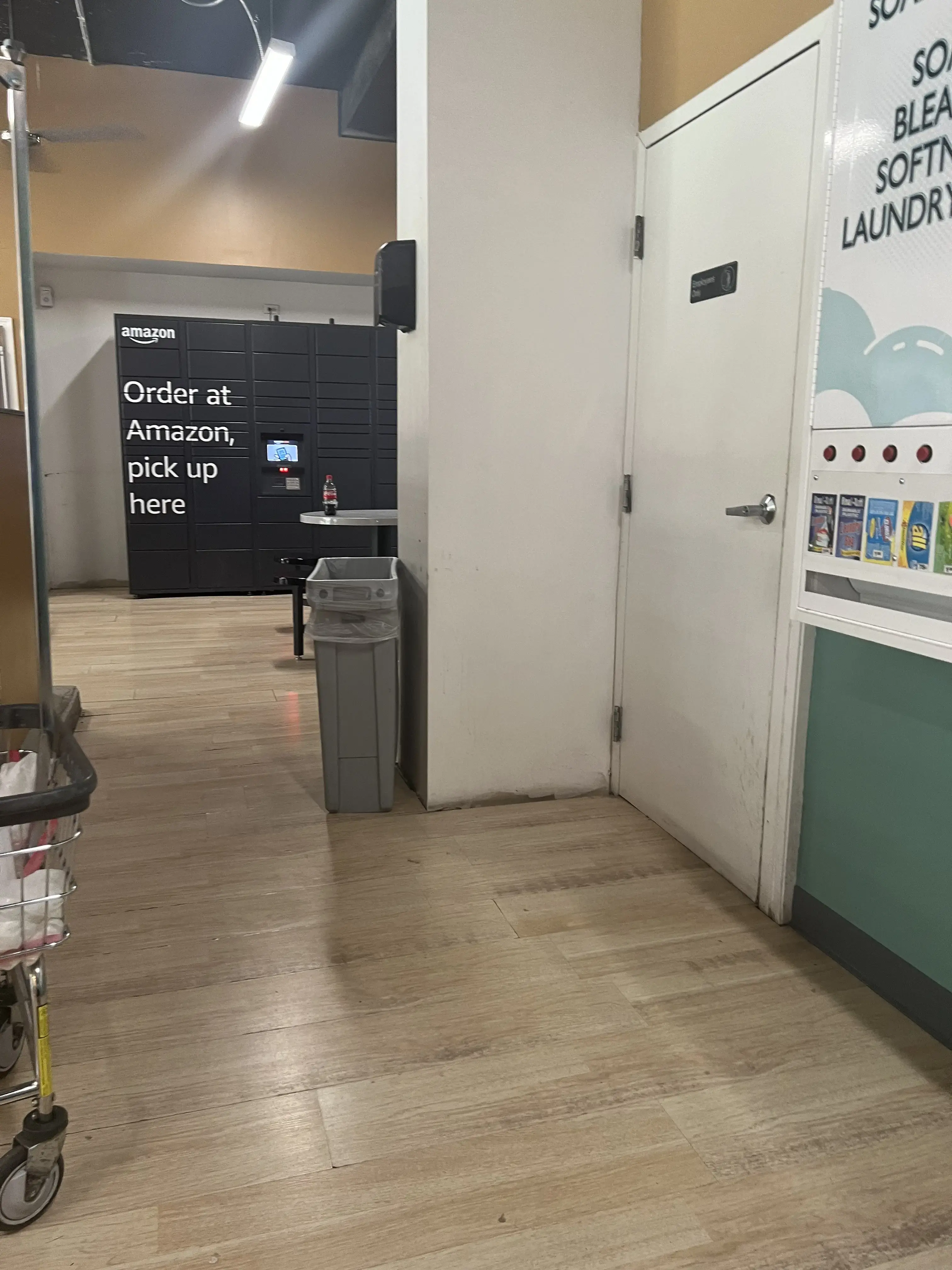 Clean Slate Laundromat thumbnail 13