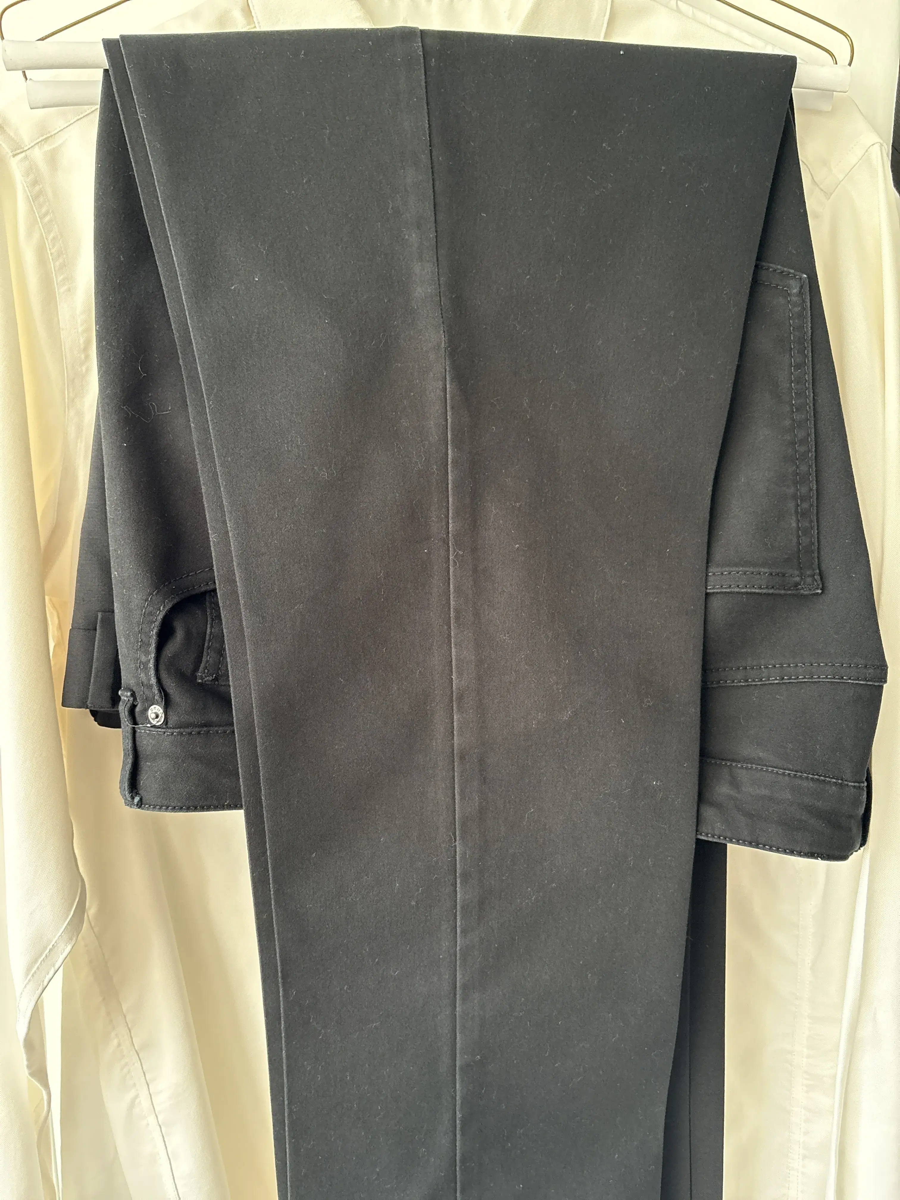 Clean Spin Laundry & Dry Cleaning Services - Image 13