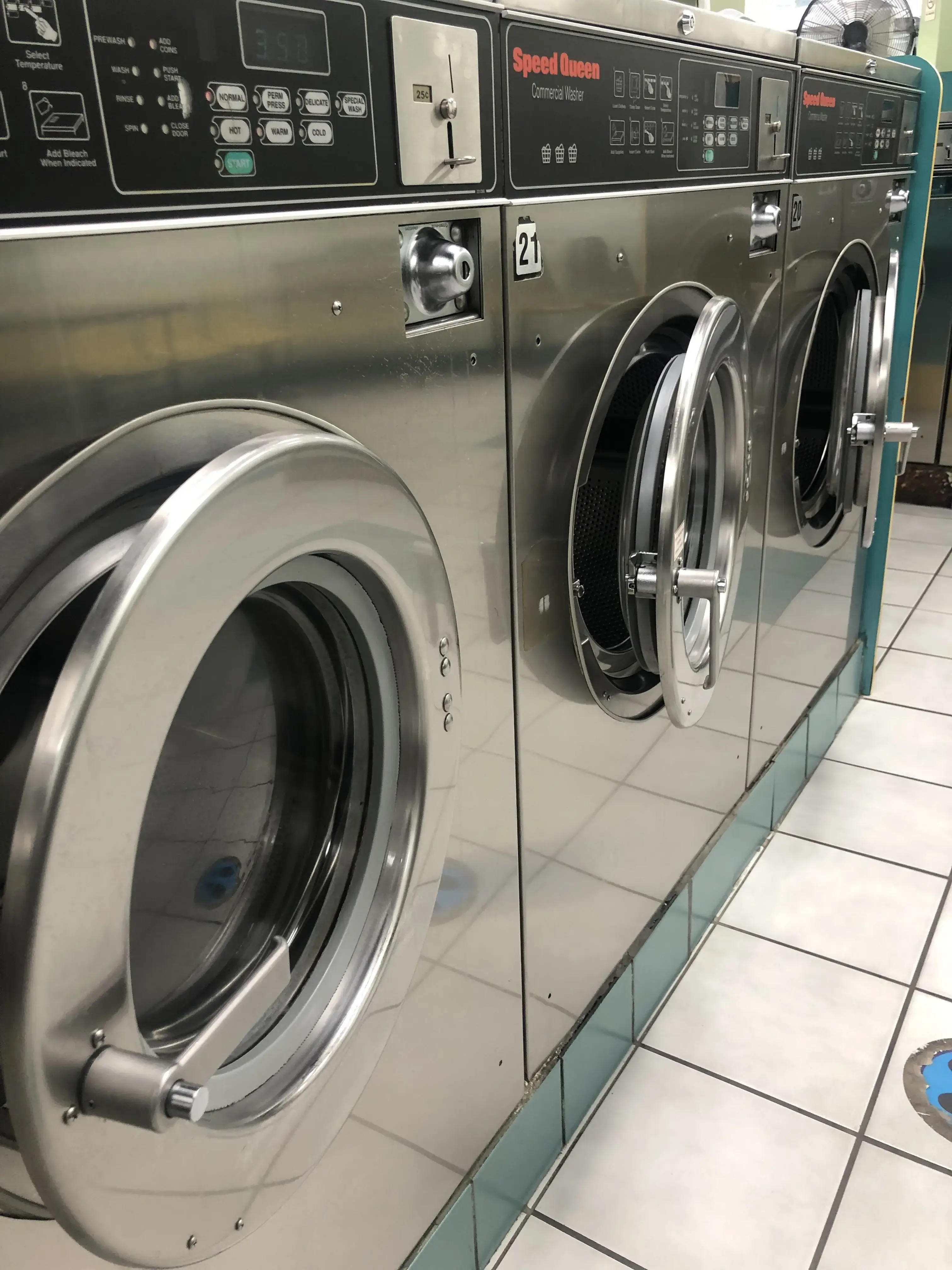 Clean Spin Laundry & Dry Cleaning Services thumbnail 8