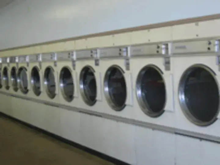 Clean Threads Super Laundry thumbnail 17