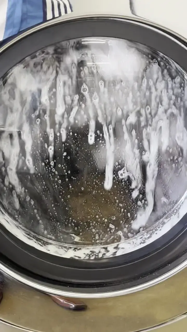 Clean Threads Super Laundry thumbnail 11