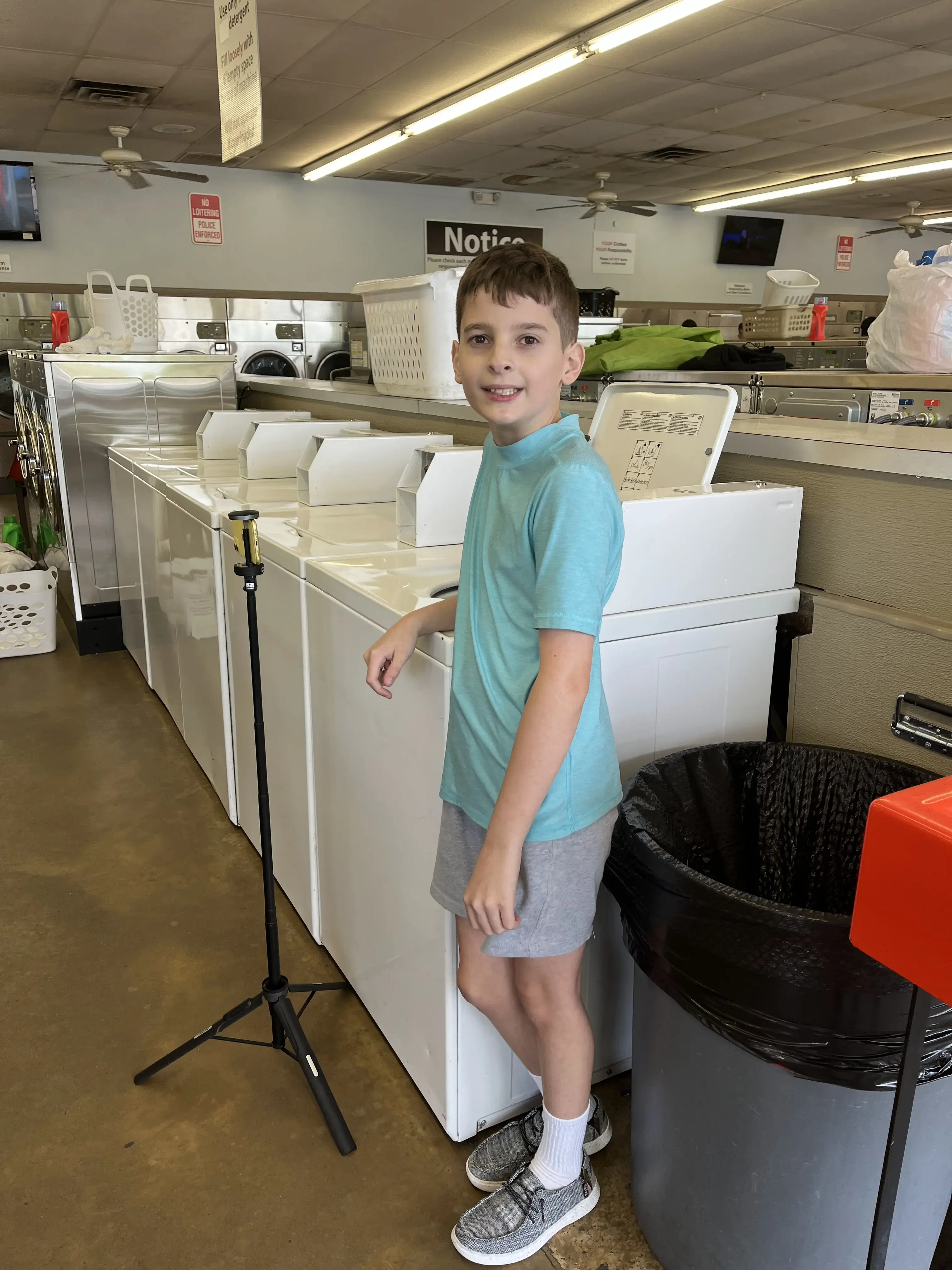 Clean Threads Super Laundry - Image 6