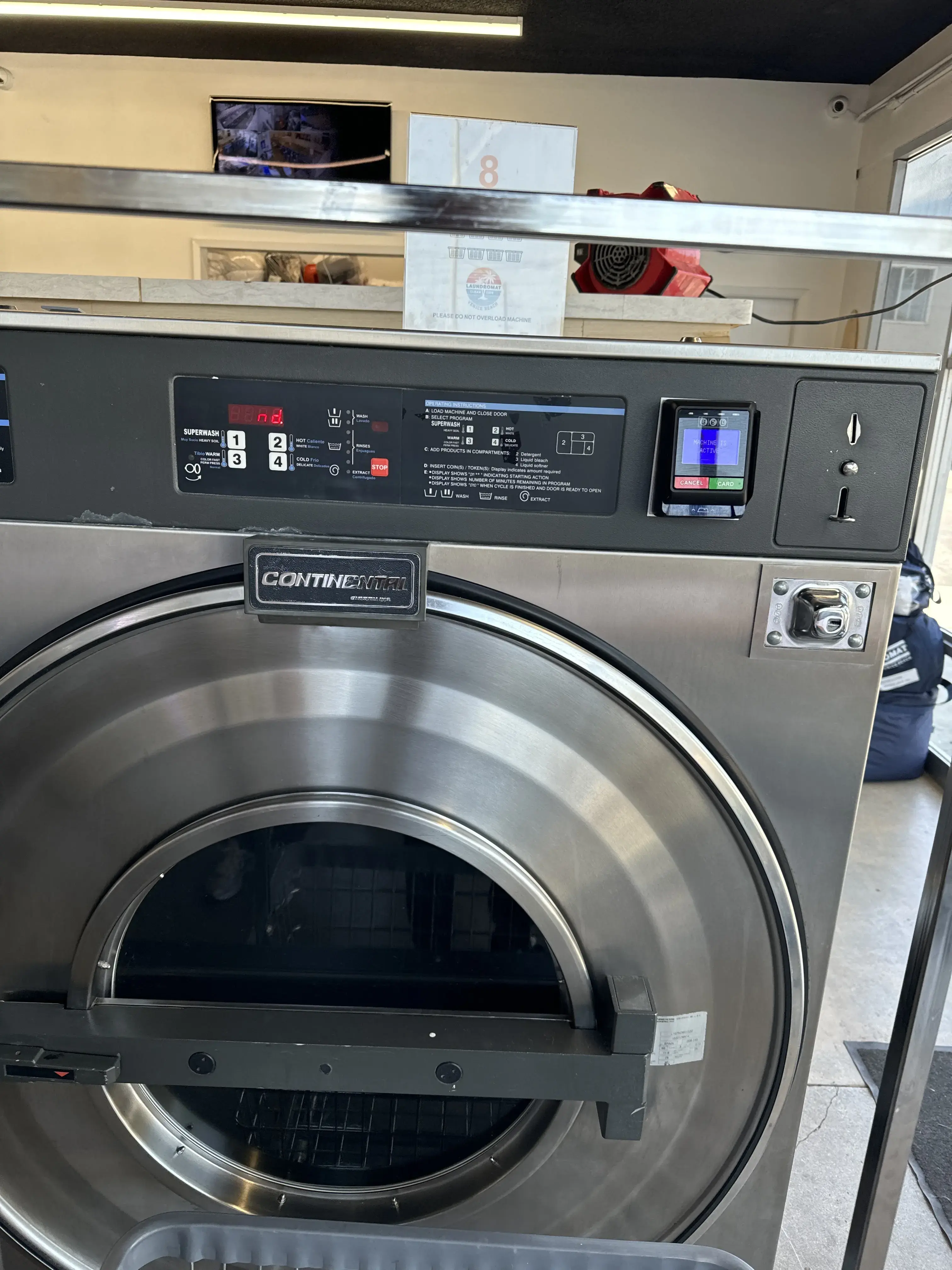 Clean Tide Laundromat - Image 4