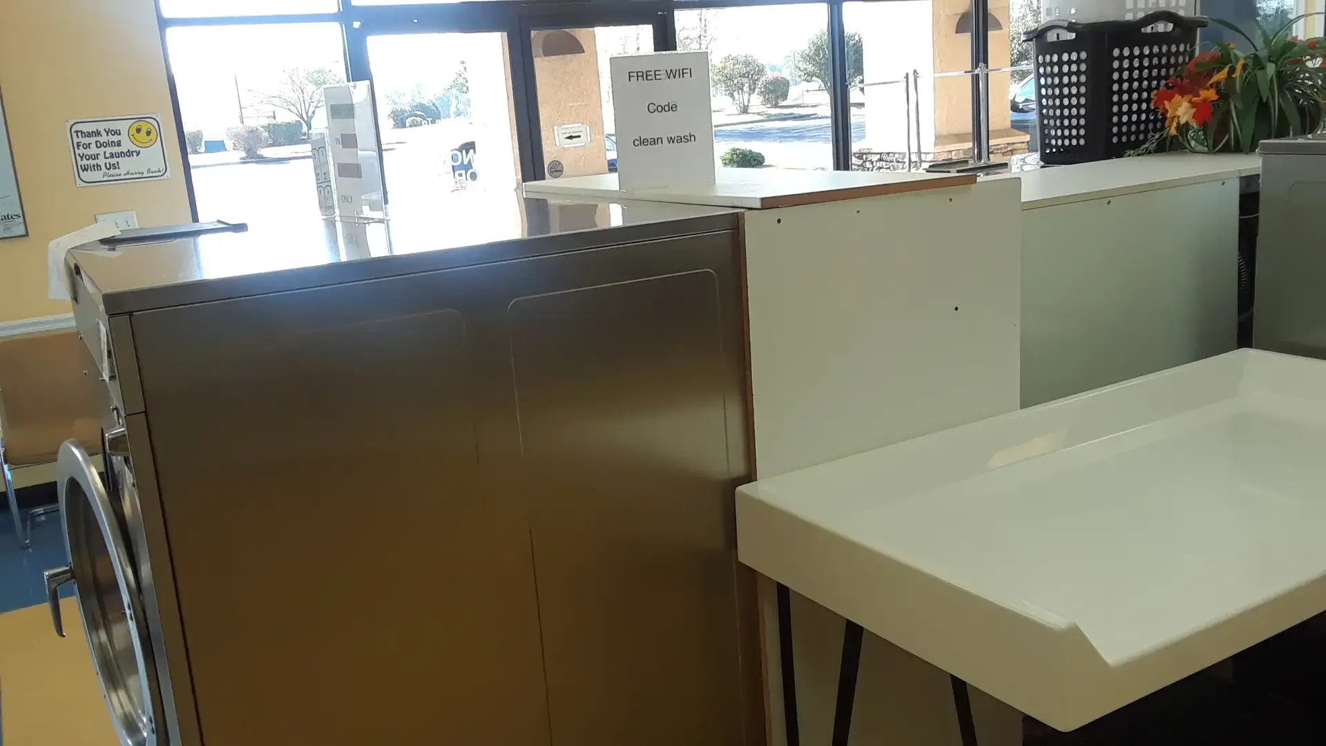 Clean Wash Coin Laundry thumbnail 5