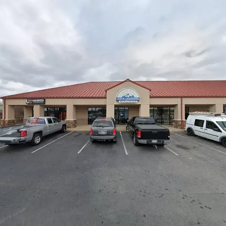 Clean Wash Coin Laundry - Image 9