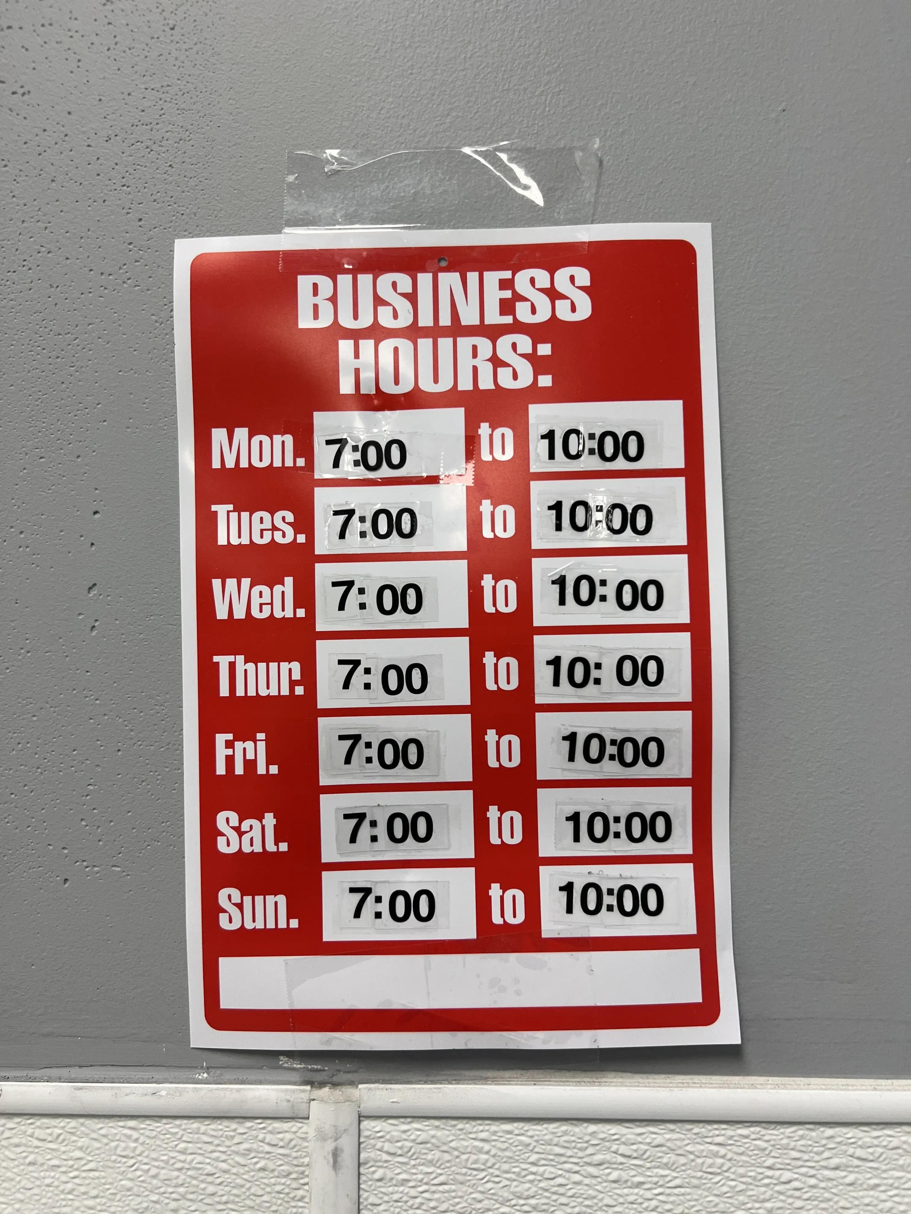 Clean Wash House Laundromat thumbnail 14