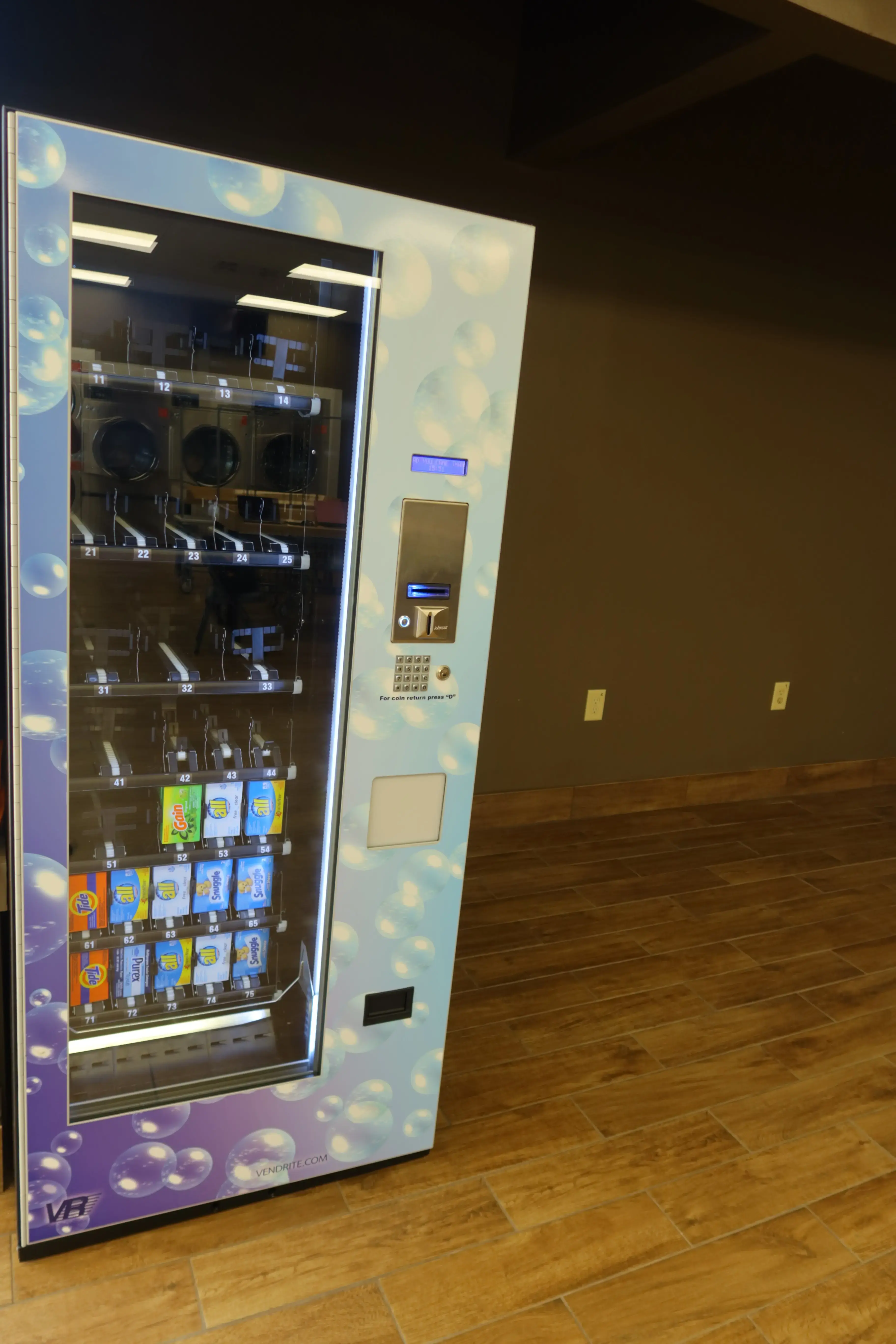 Clean Wave ATL Coin Laundry thumbnail 12