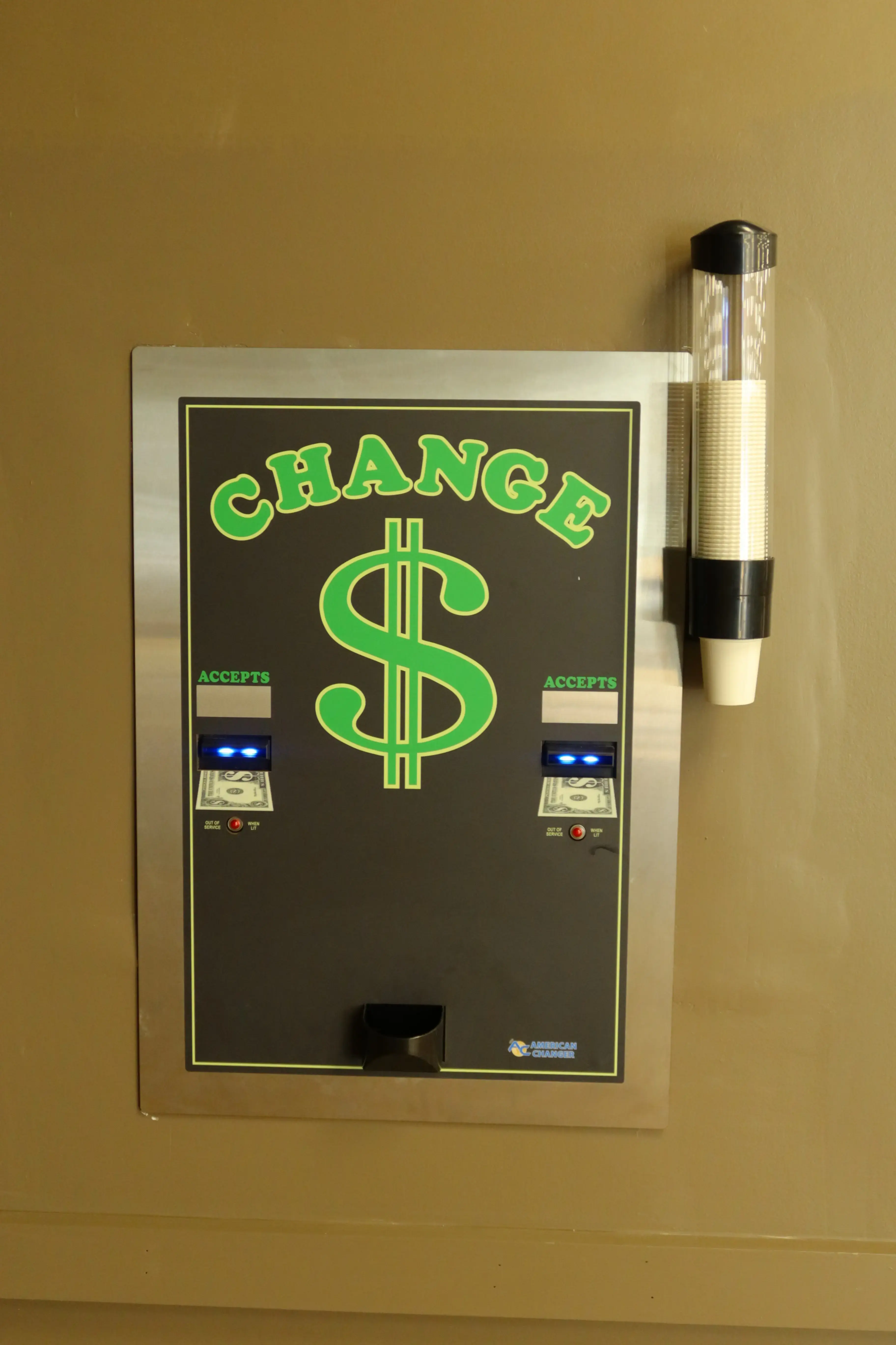 Clean Wave ATL Coin Laundry thumbnail 17