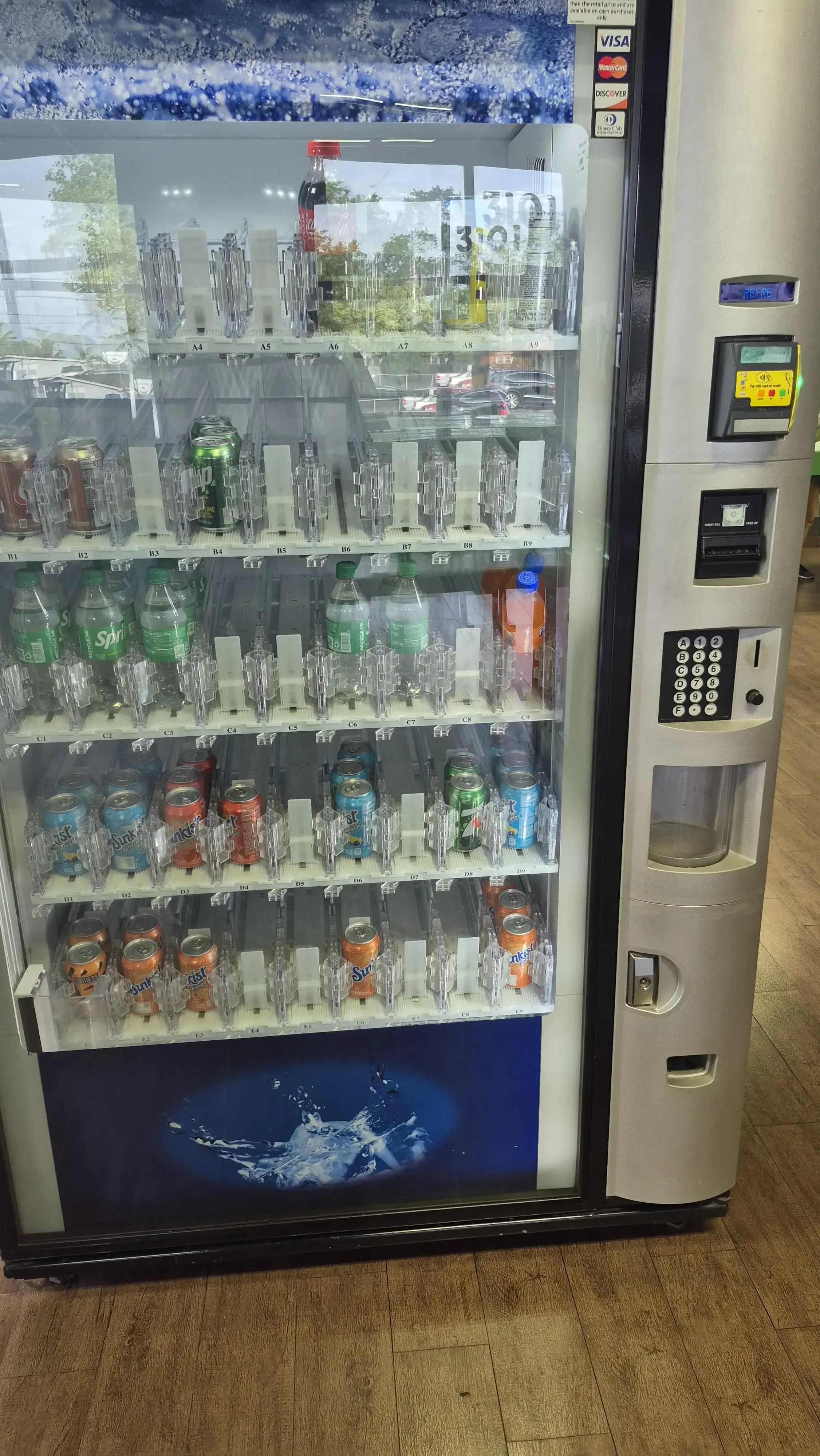 Clean Wave Laundry - Image 11