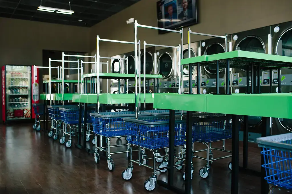 Clean Wave Laundry - Image 9