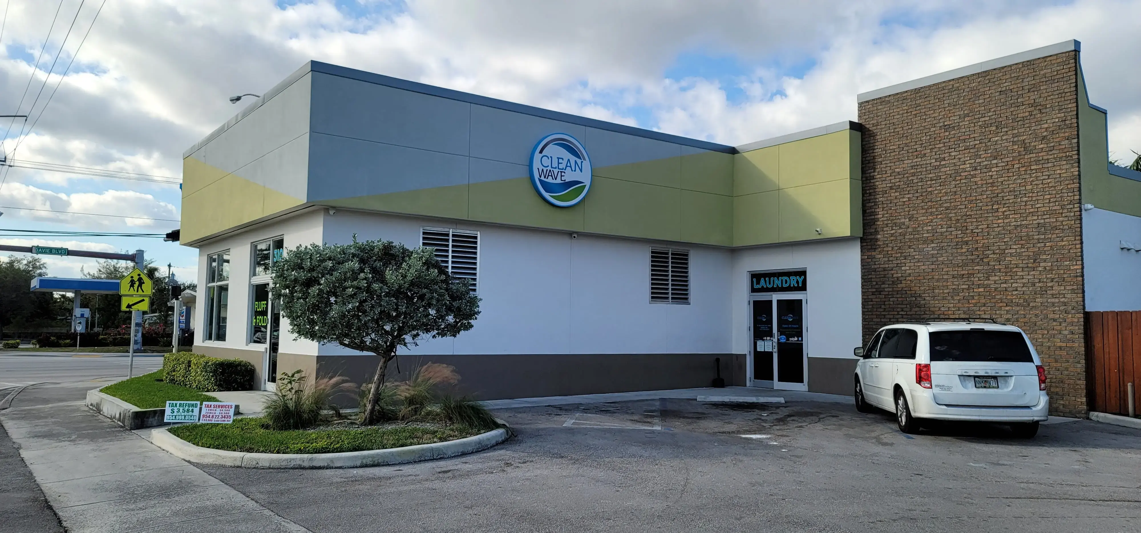 Clean Wave Laundry - Image 6