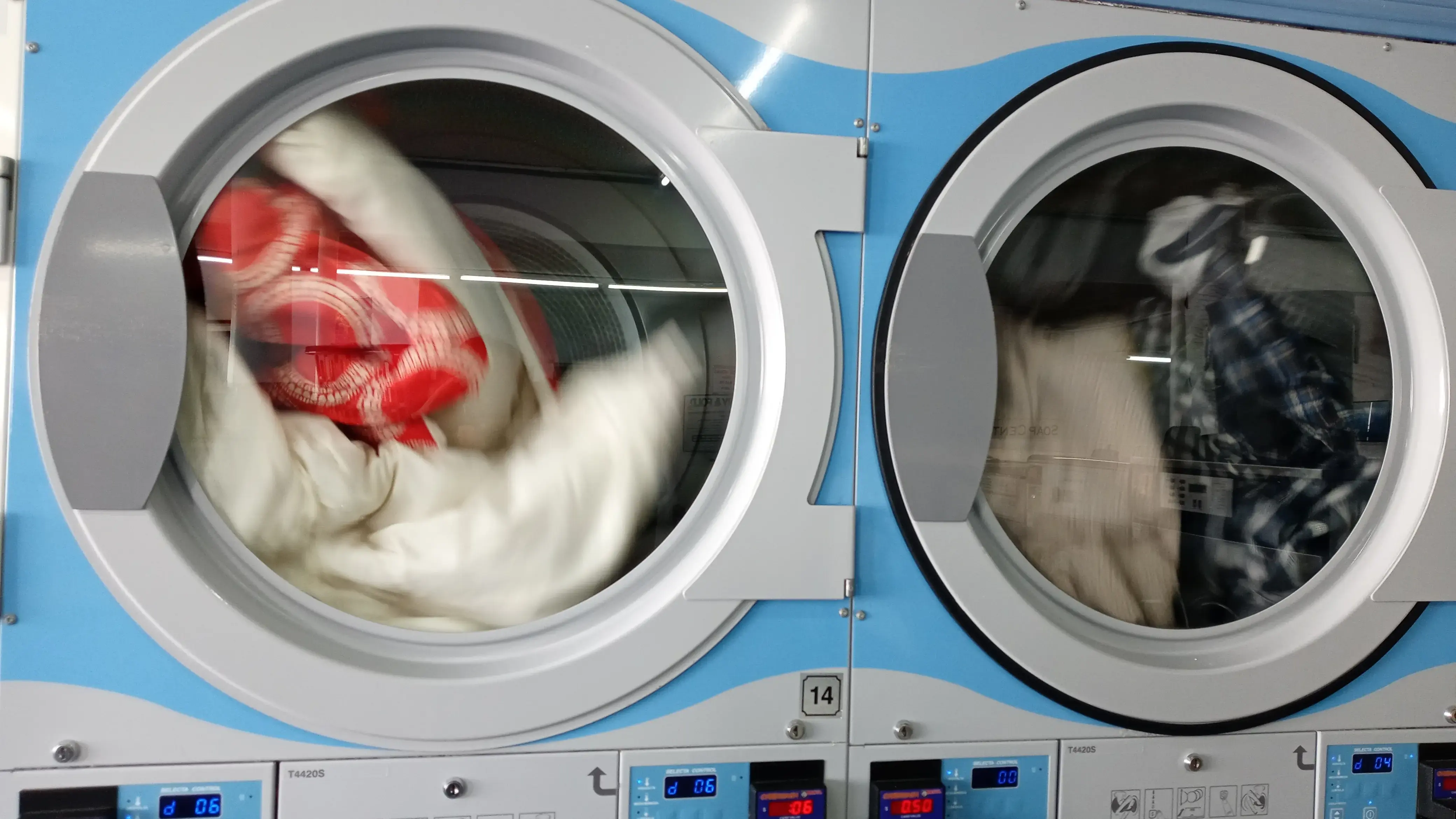 Clean Waves Laundry thumbnail 10