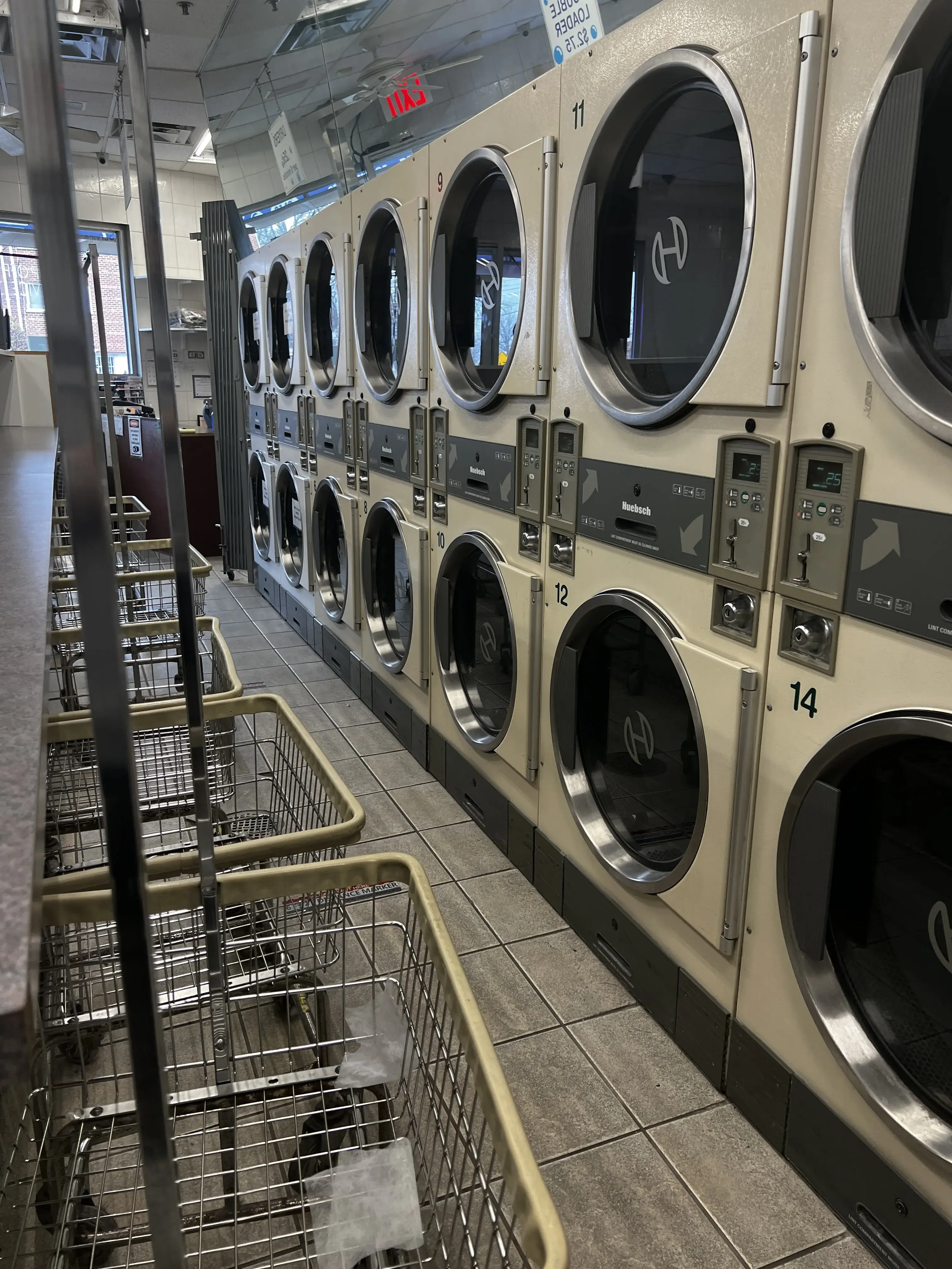 Clean Xpress Laundromat thumbnail 6