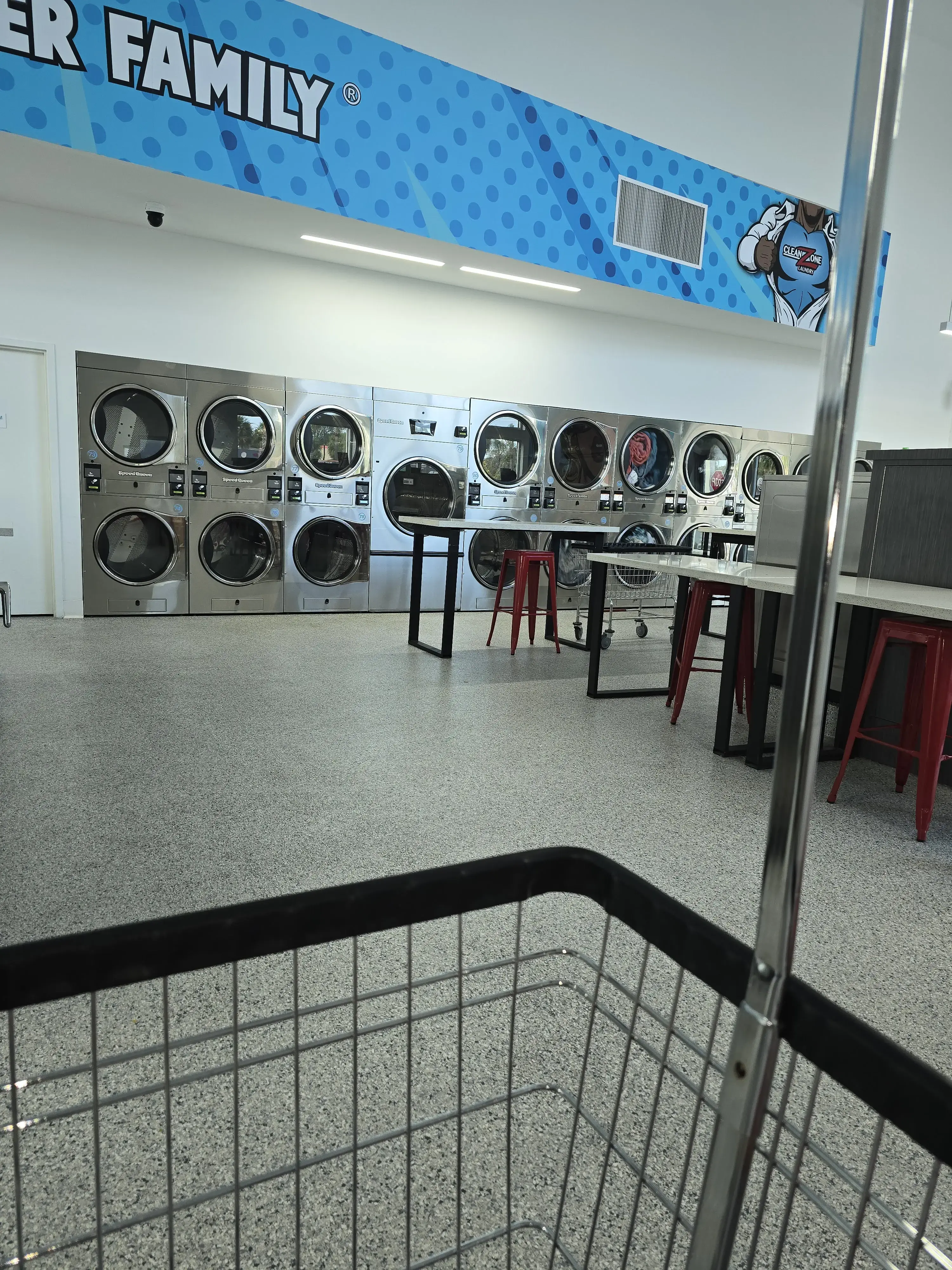 Clean Zone Laundry - Image 9