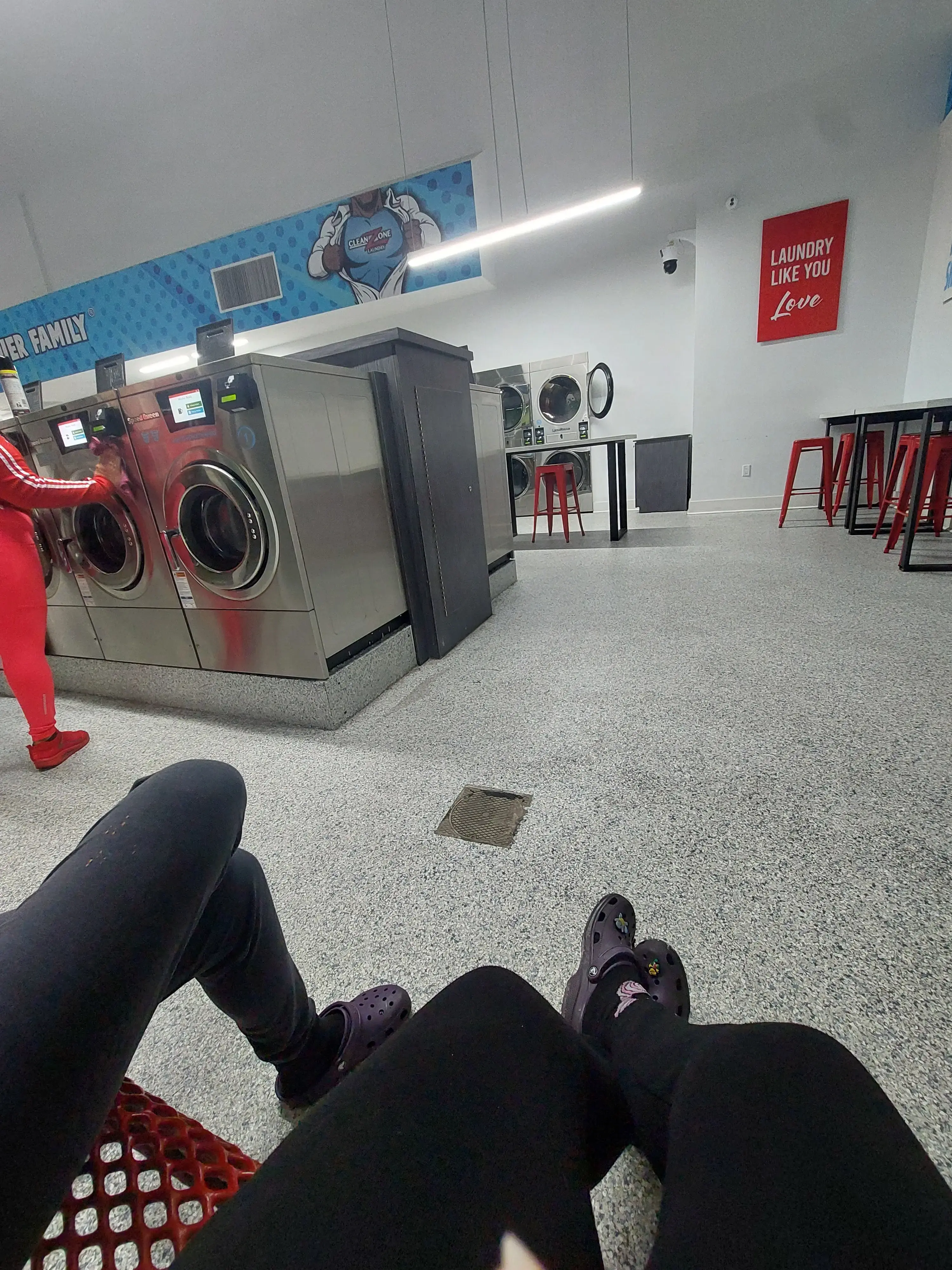 Clean Zone Laundry - Image 12