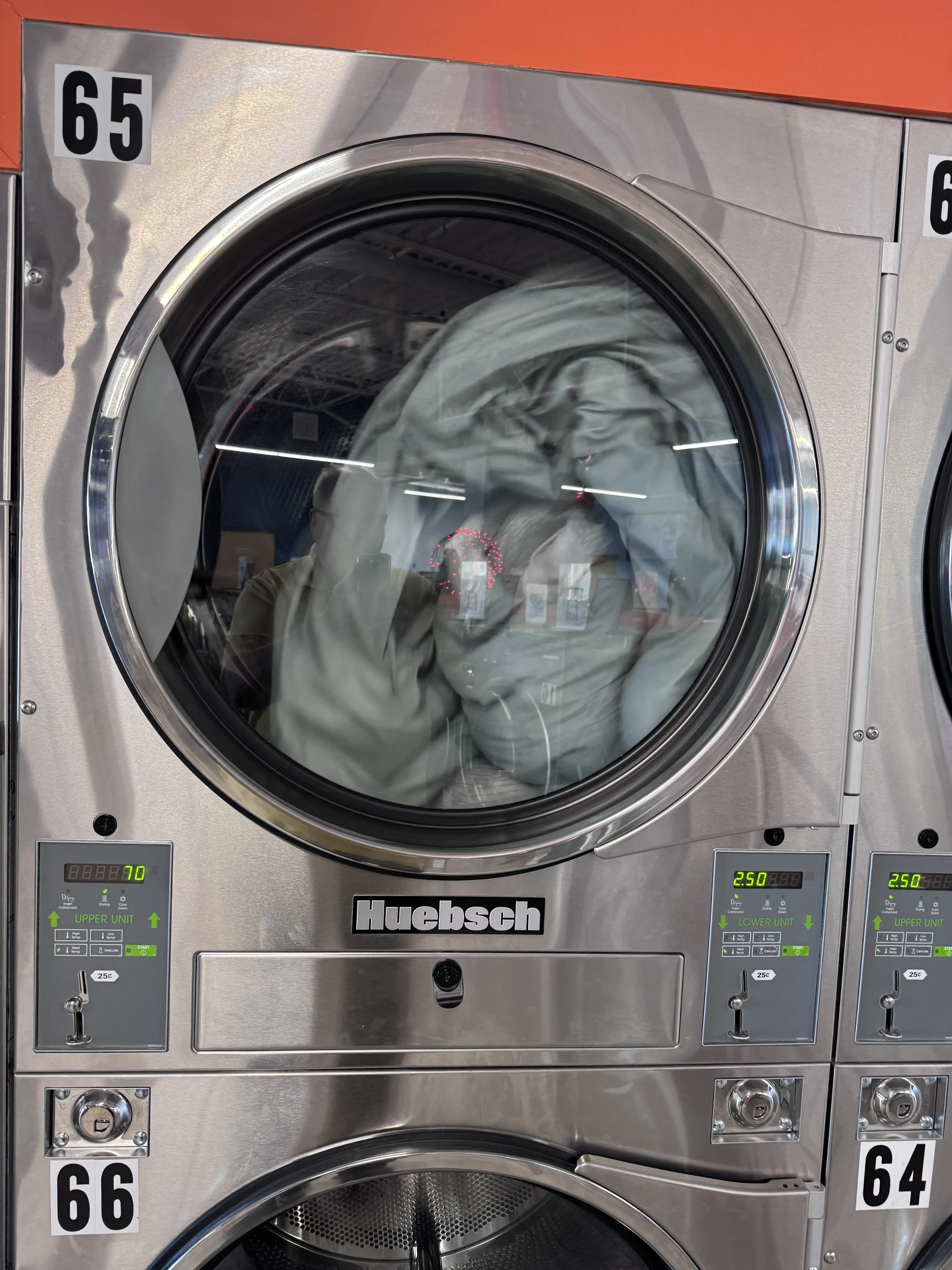 Clean Zone Laundry thumbnail 17